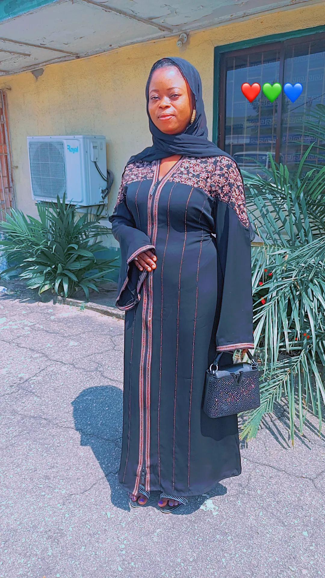 @tundebeccy