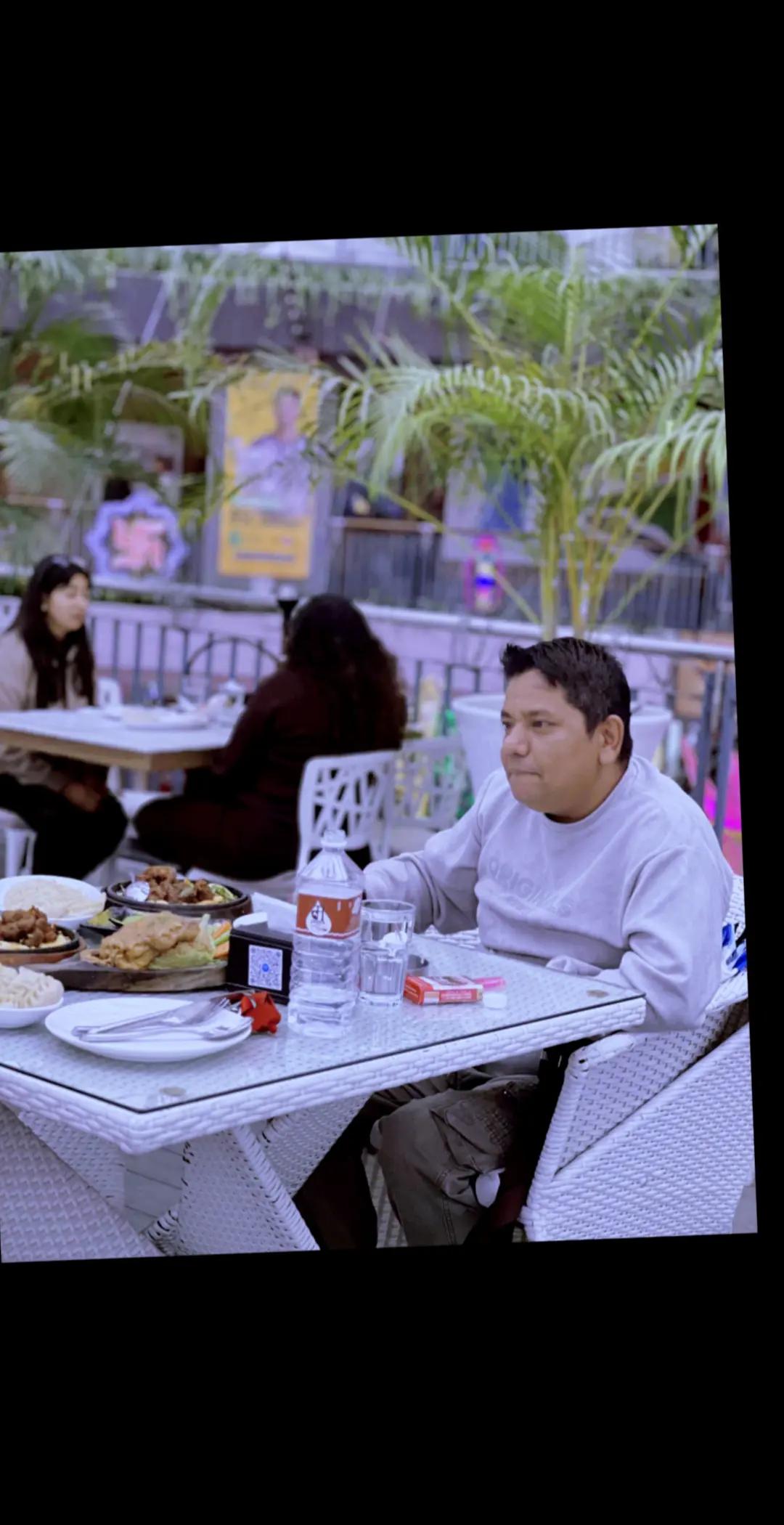@gopal🇳🇵🇦🇪🇩🇪🇨🇦👨&zwj;🍳🥗🔪
