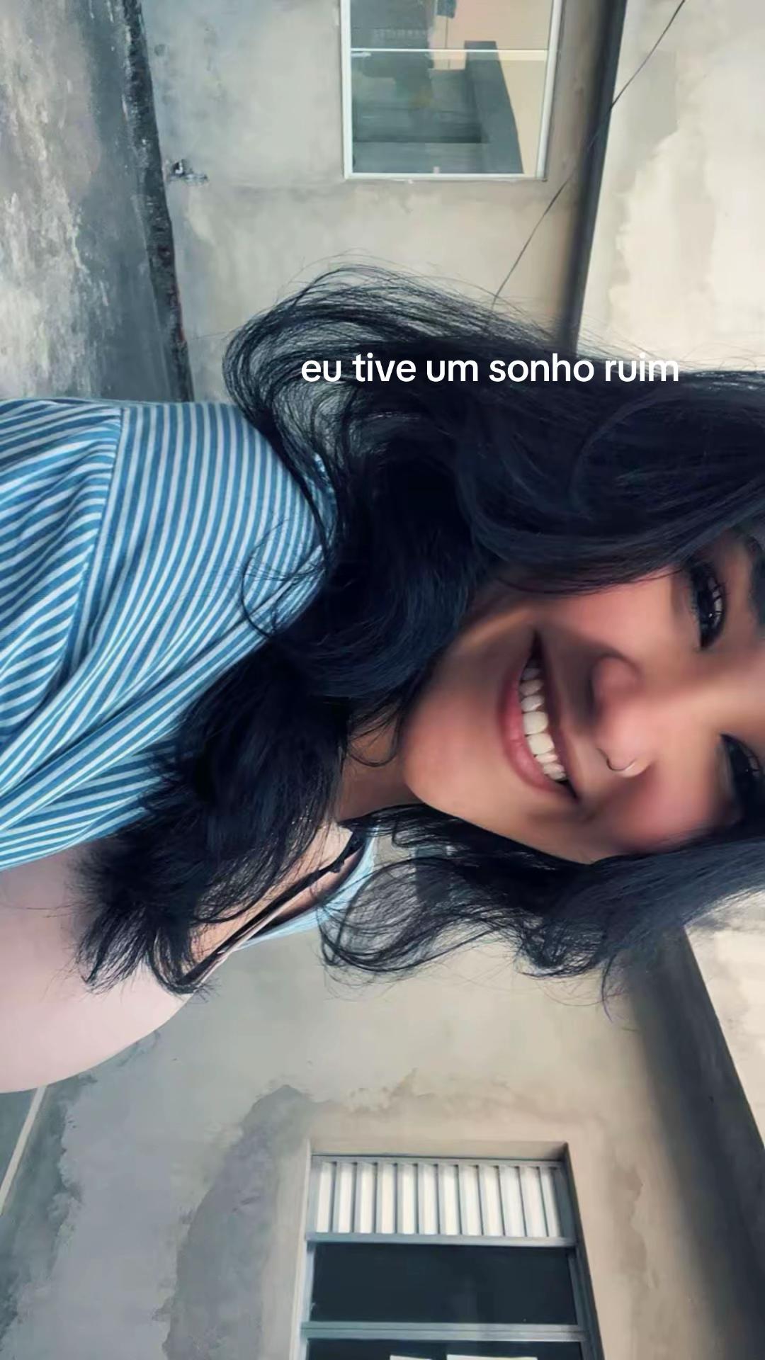 @Vitória Azevedo