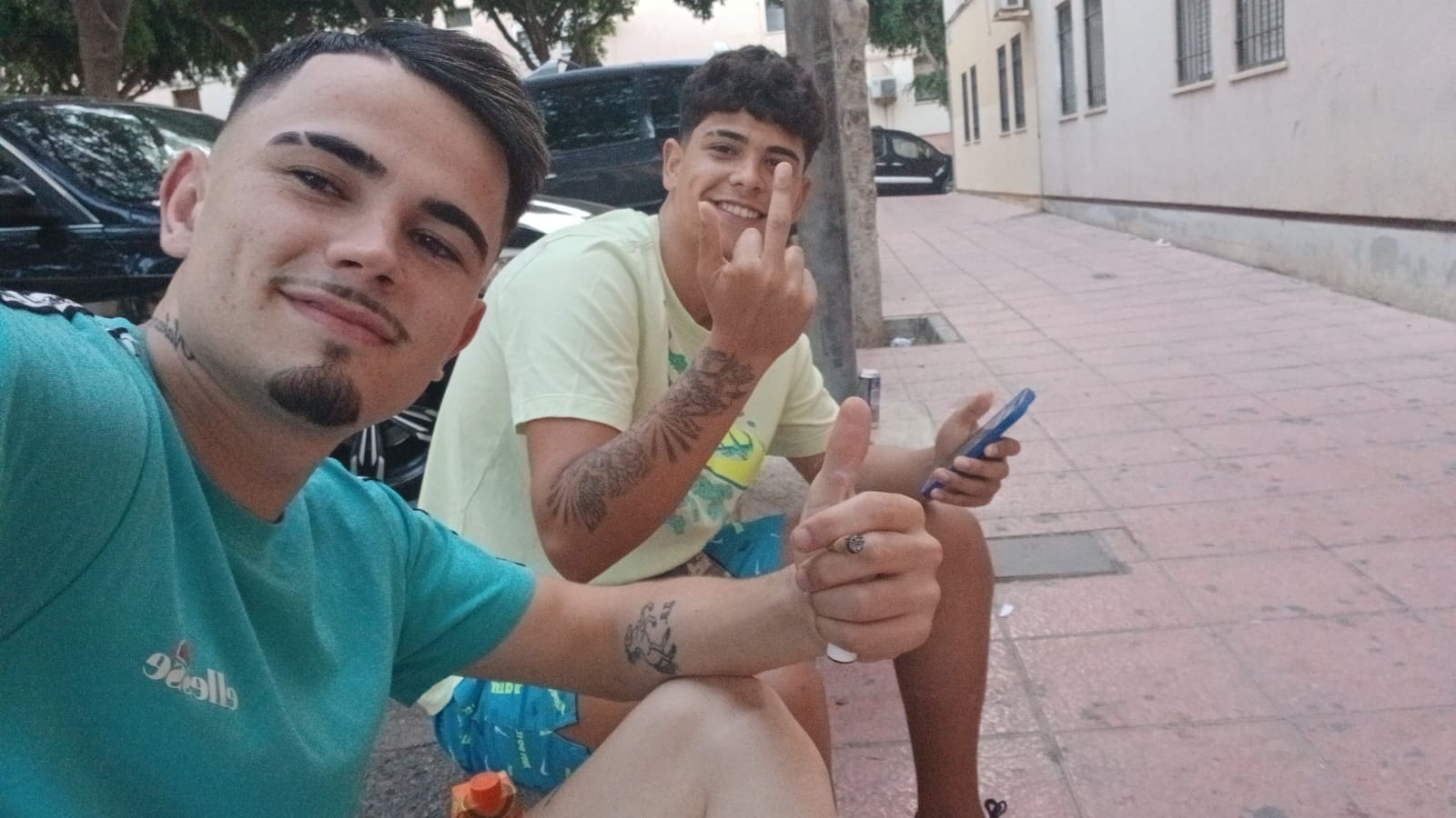 @brollid