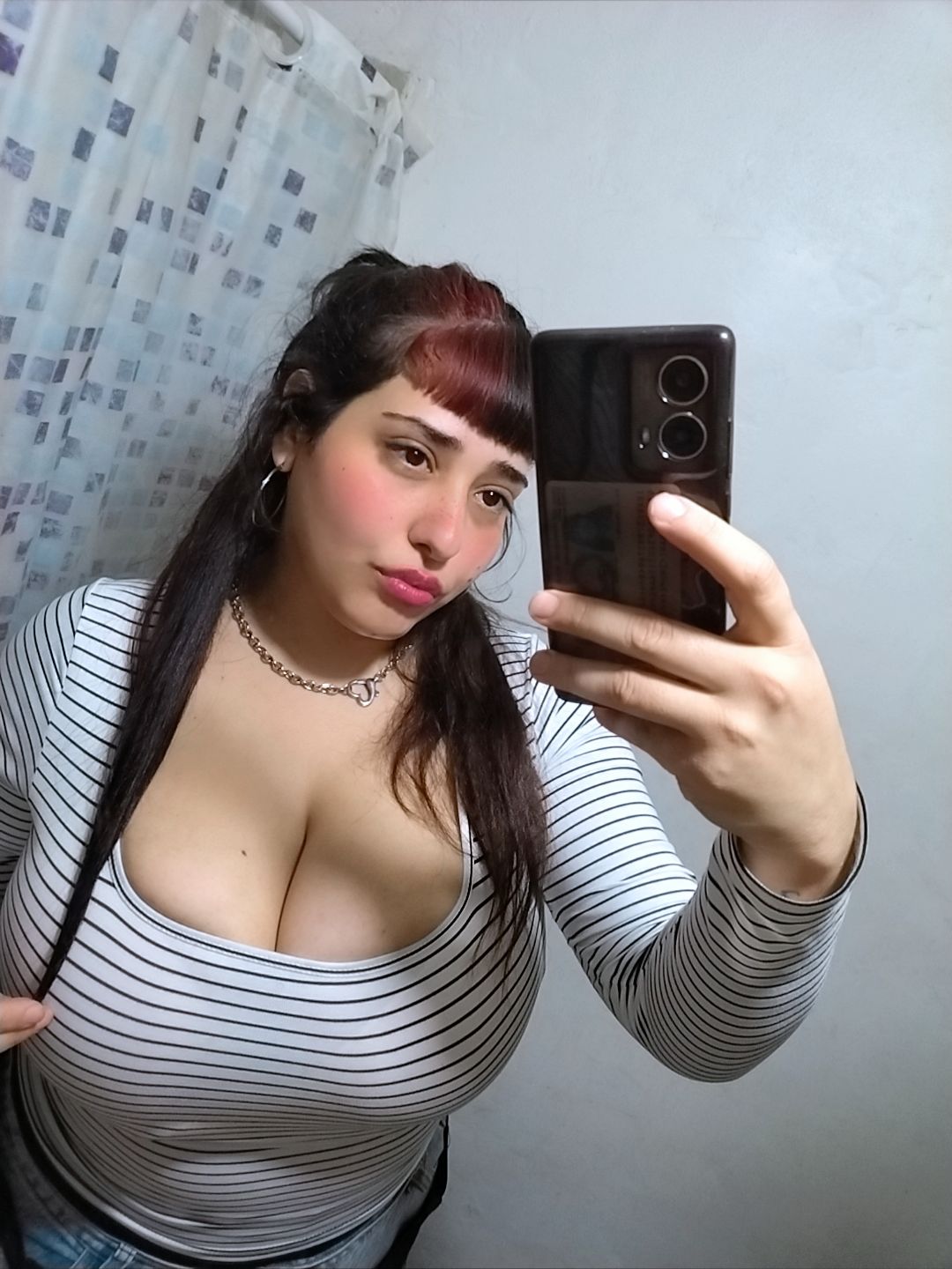 @𝔄𝔫𝔞𝔥𝔦 ℑ𝔯𝔲𝔭𝔢 🌻