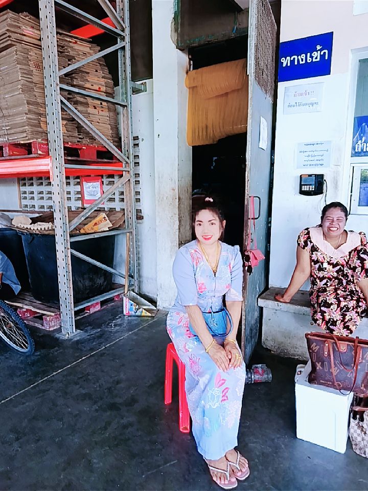 @ဖြိုးဖြိုး