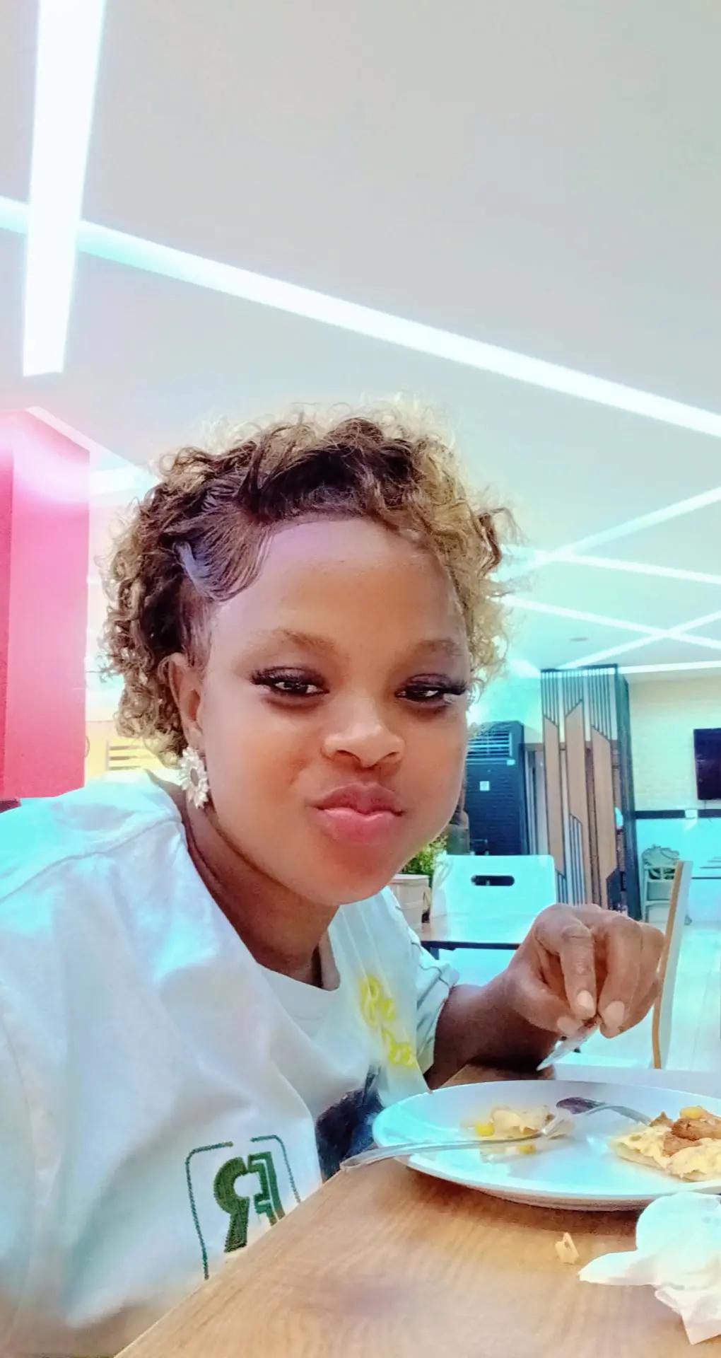 @Aminatha Fahnbulleh