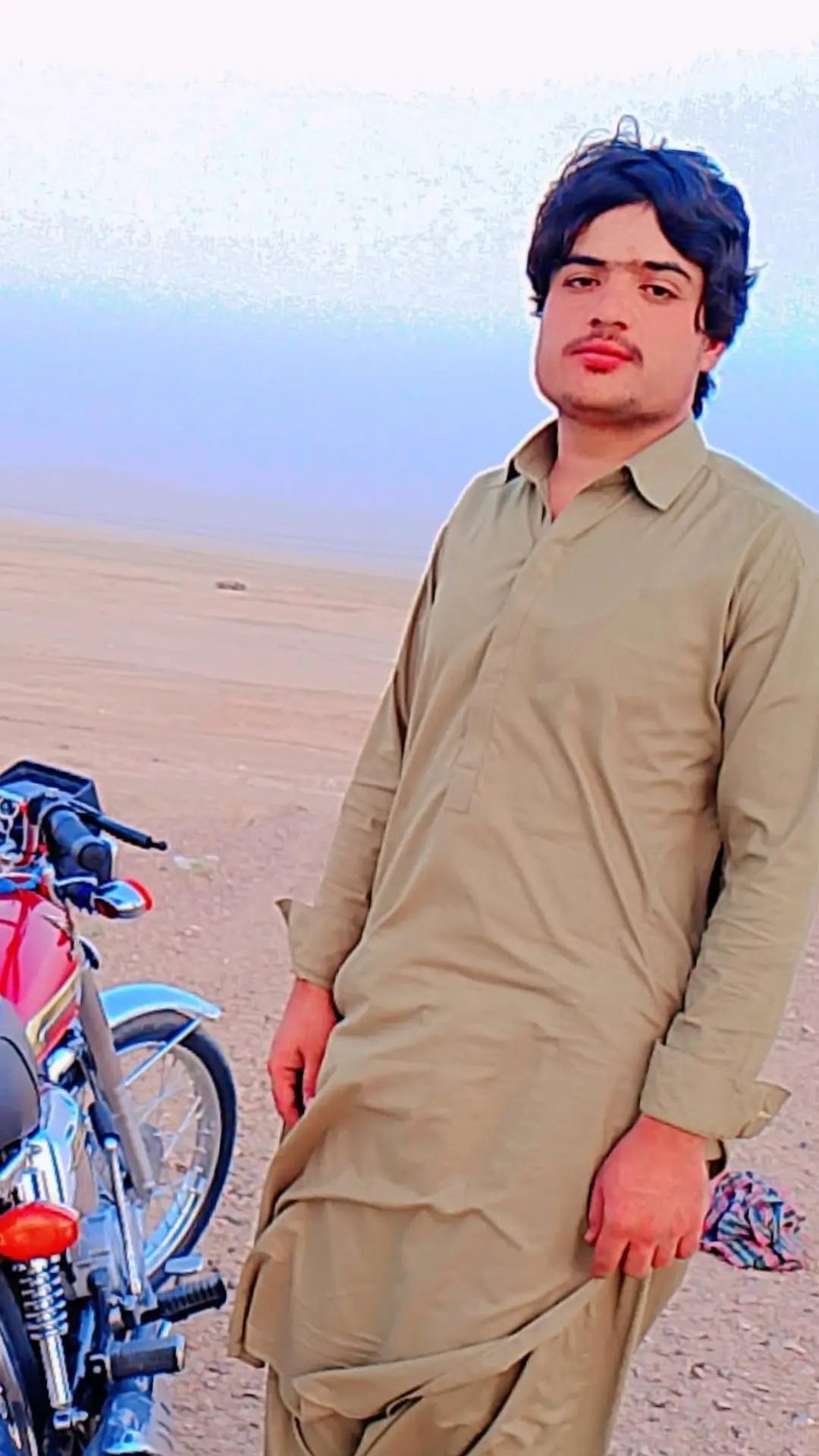 @user403730869344