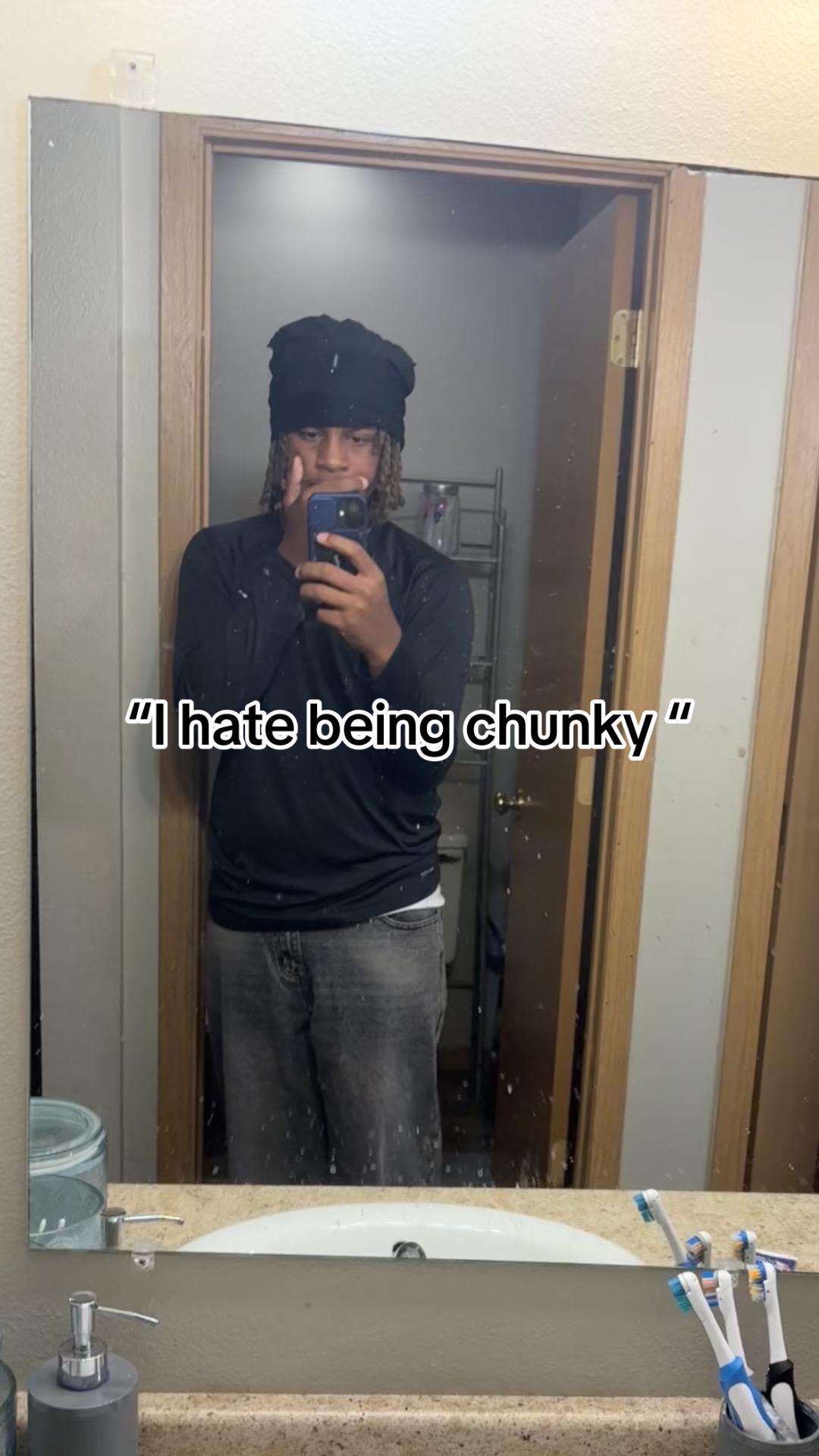 @⃟