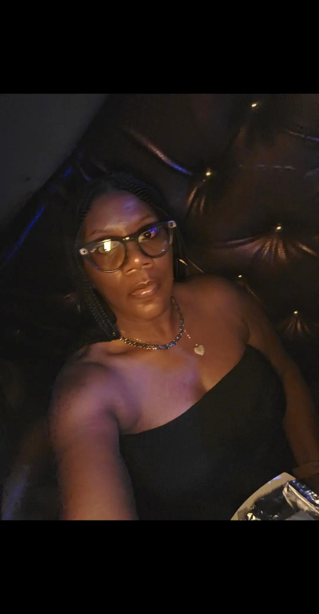 @thatgirlnamedoni