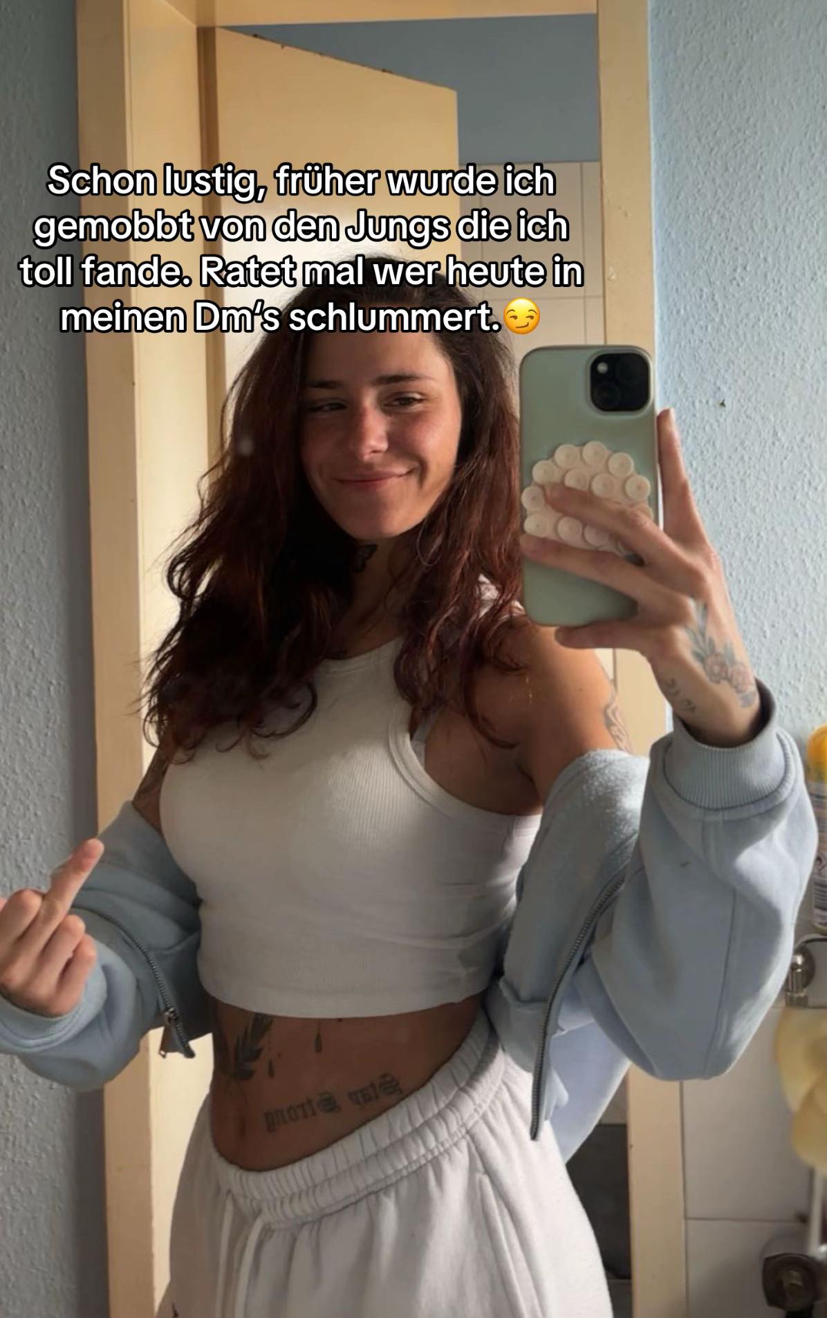 @_chanihoney