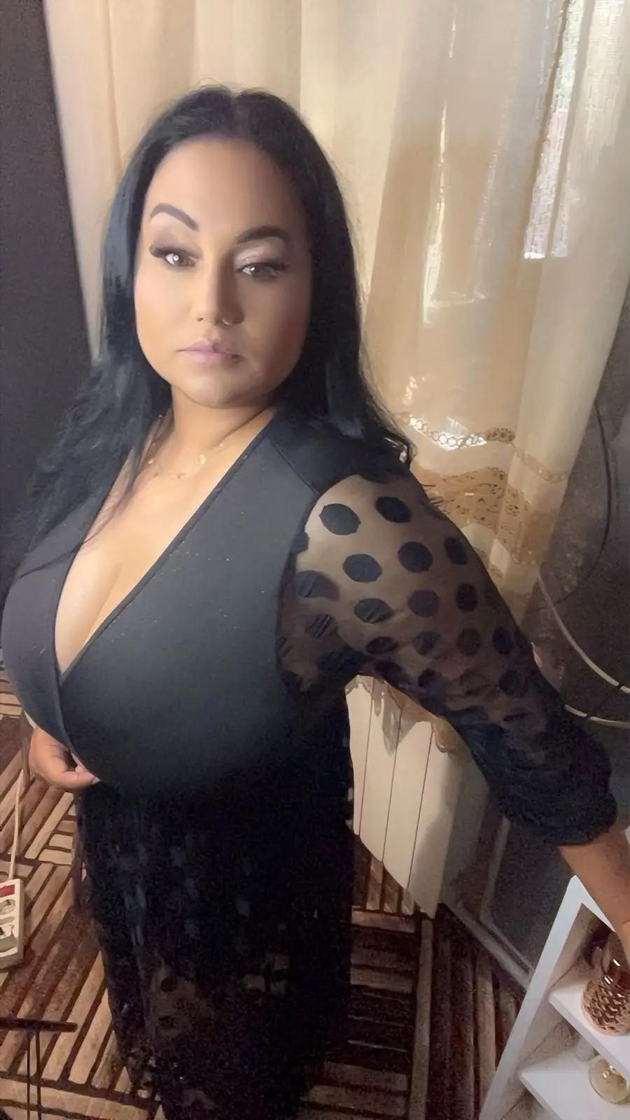 @larisaangiu