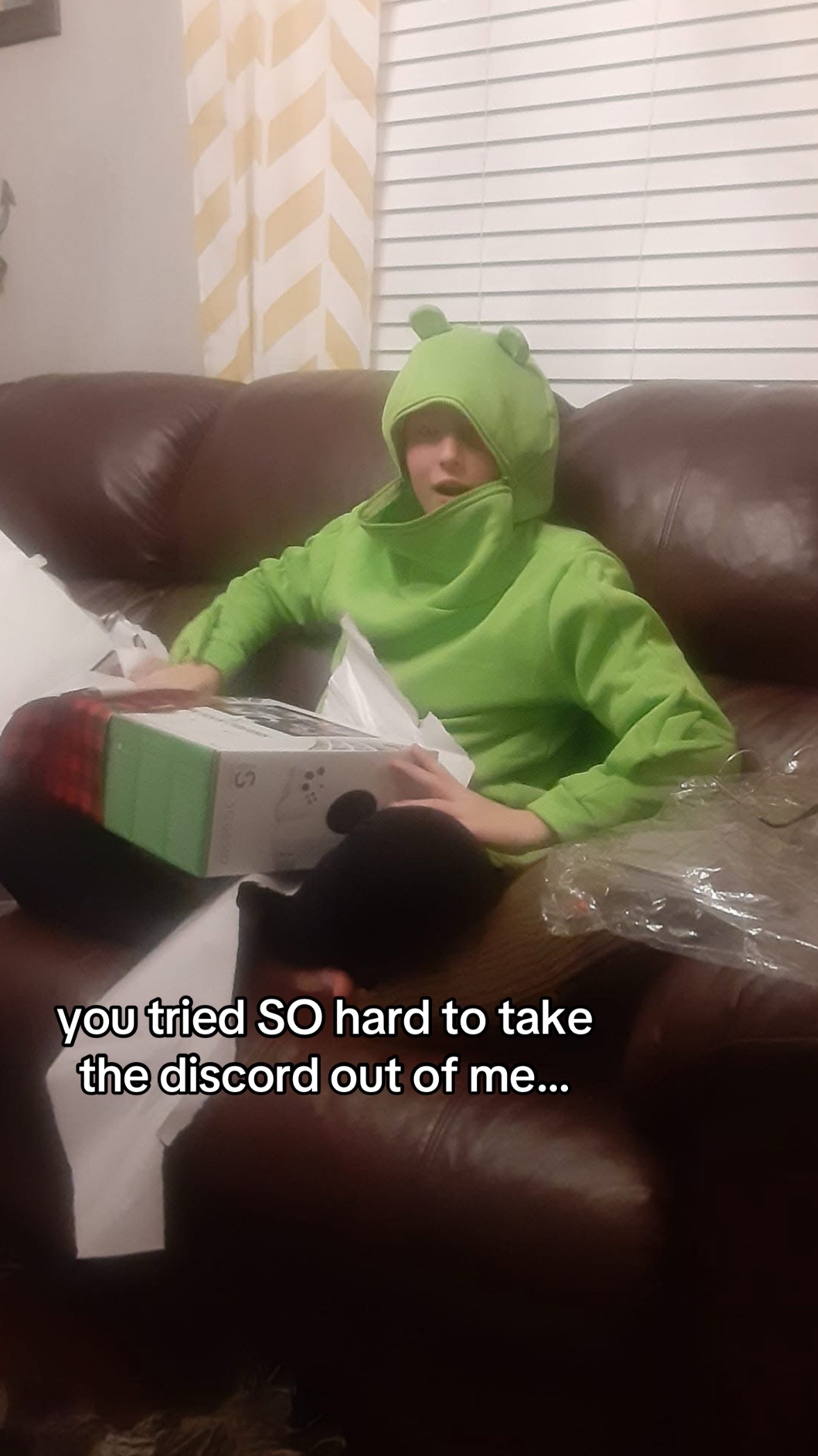 @️