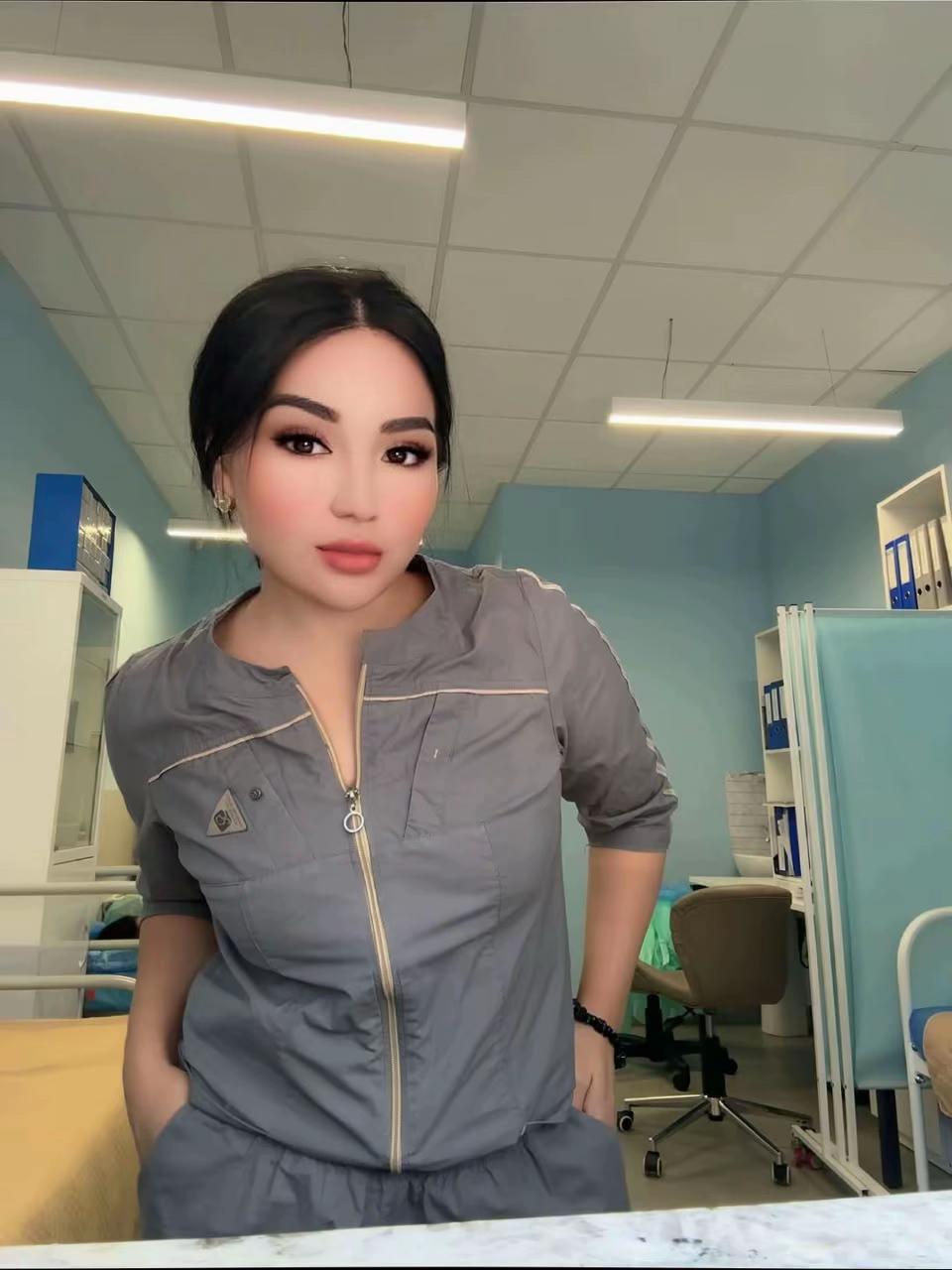 @rroza