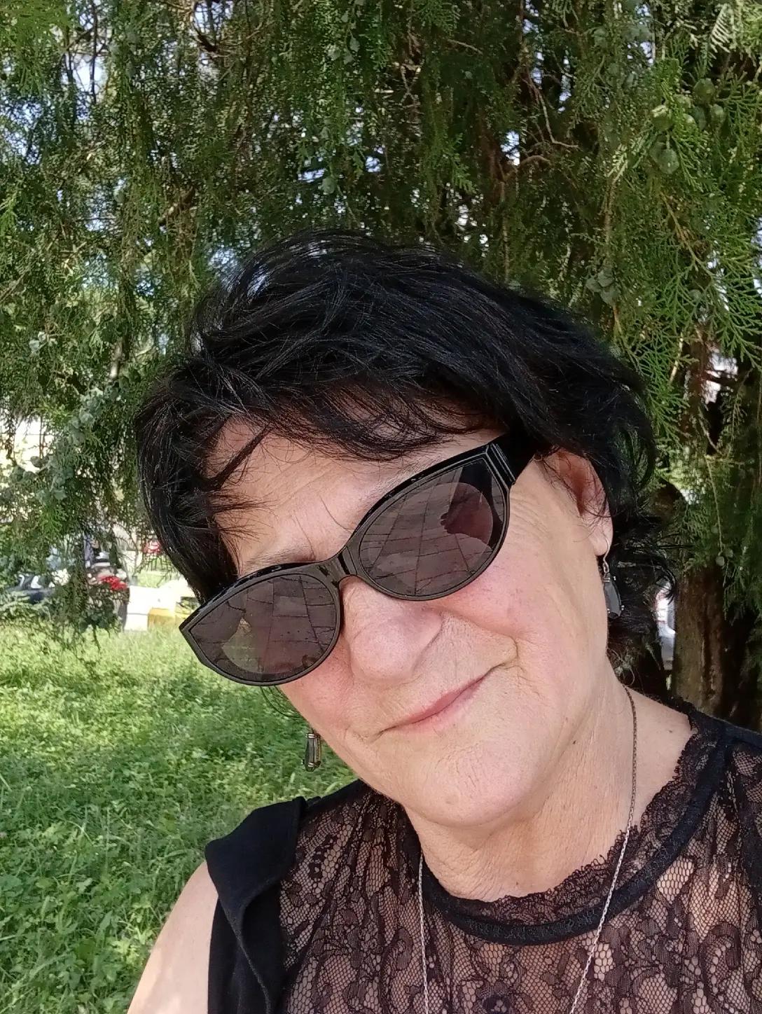 @დალი ვეკუა