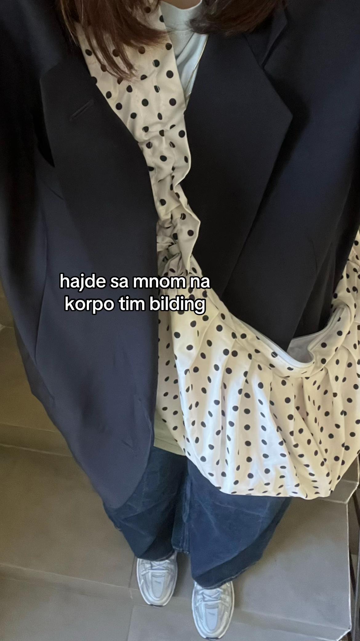 @Tatjana🪐