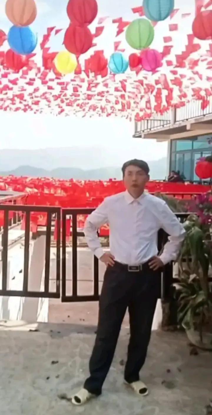 @Vàng A Dế