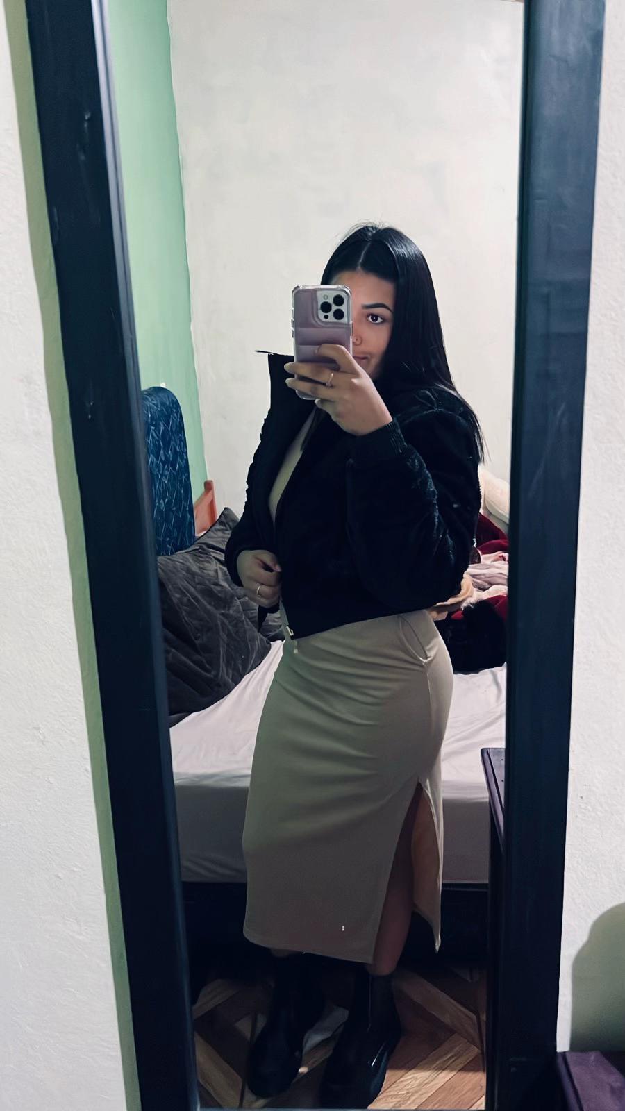 @ᶜᵉᶜᶤ 