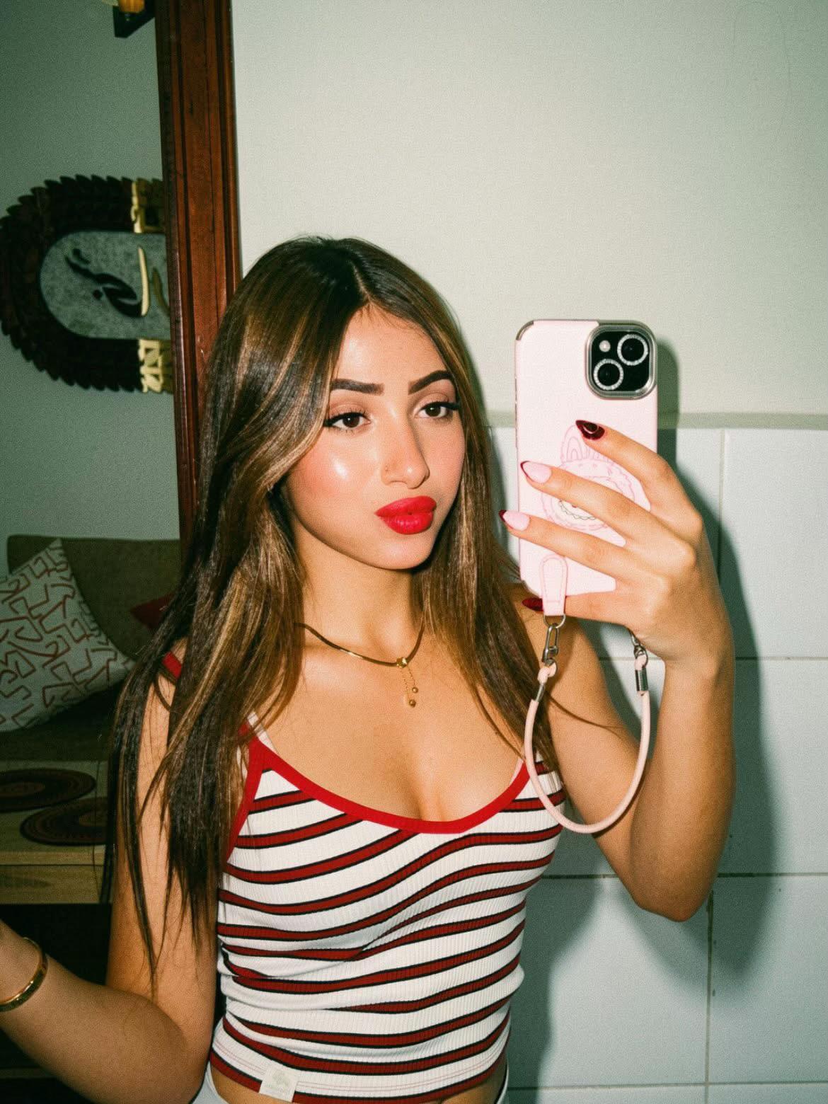 @🦋 Hajer rezgui 🦋