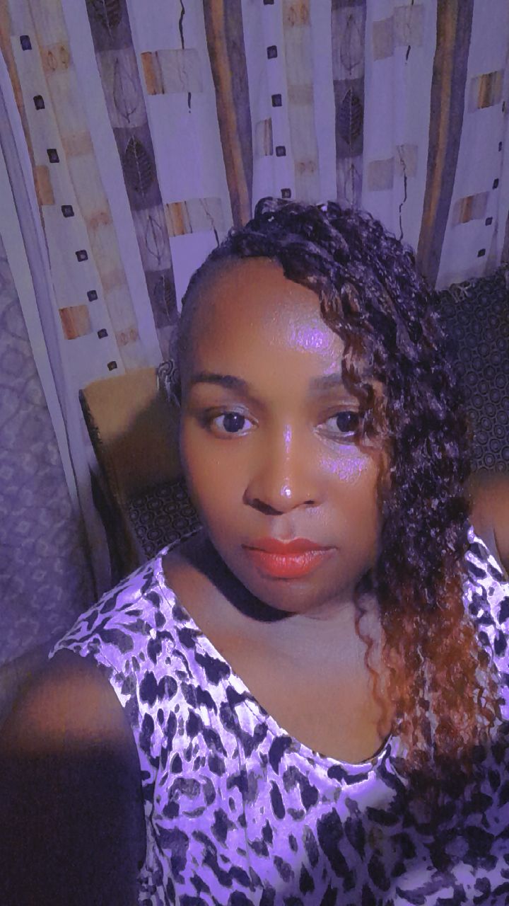 @elizachege