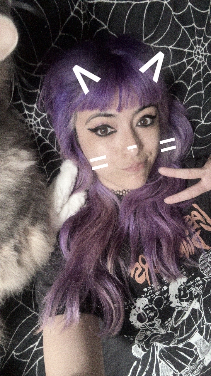 @creepyplum