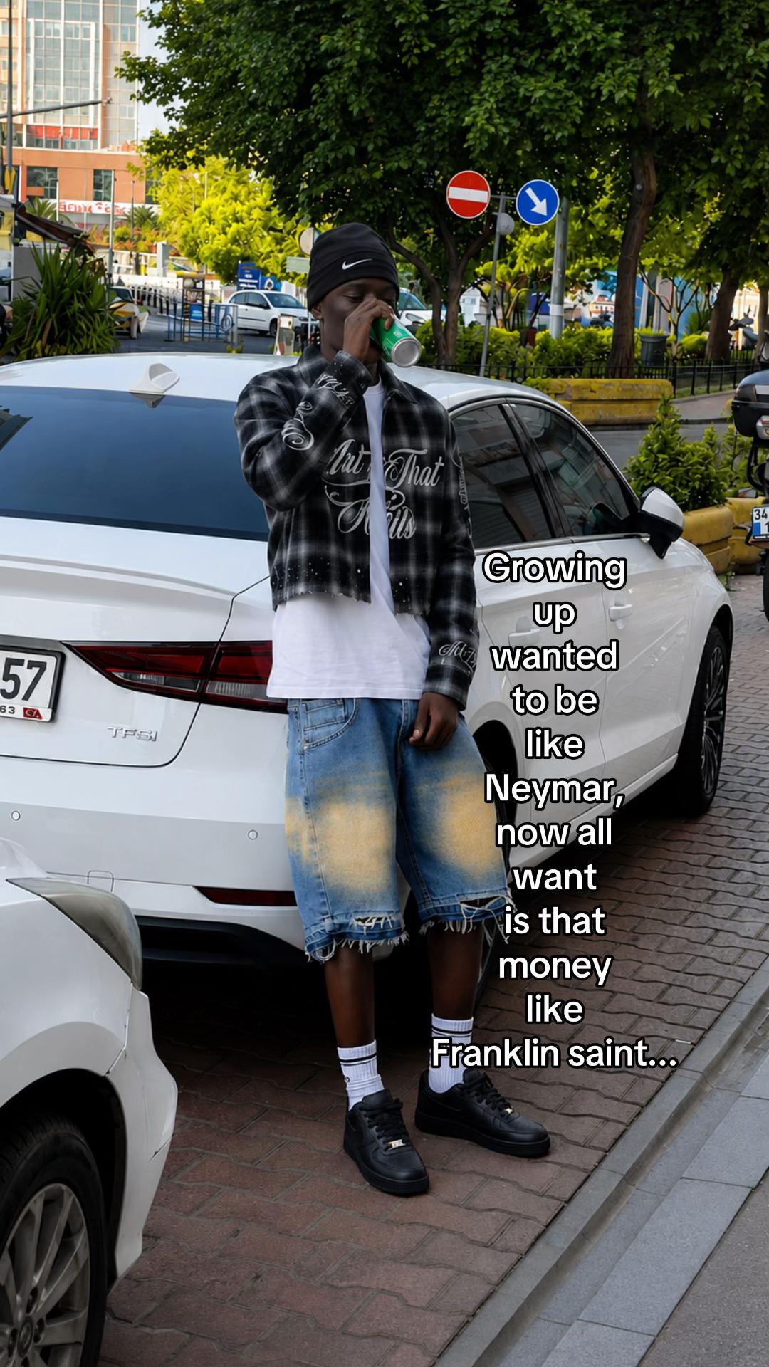 @🐍