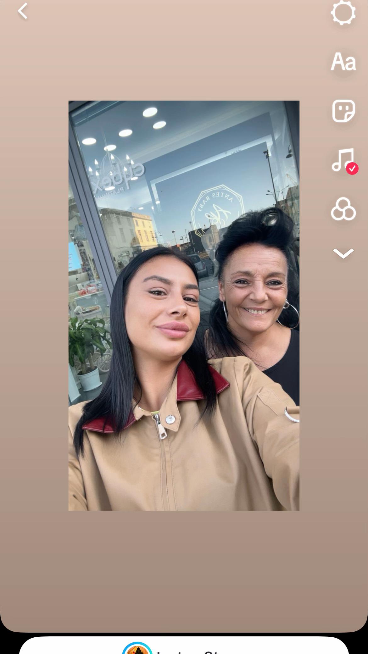 @MM__