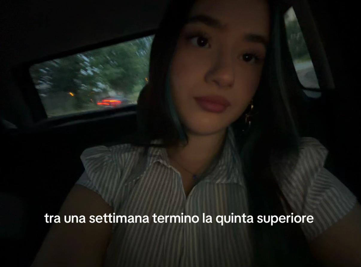@wallflower