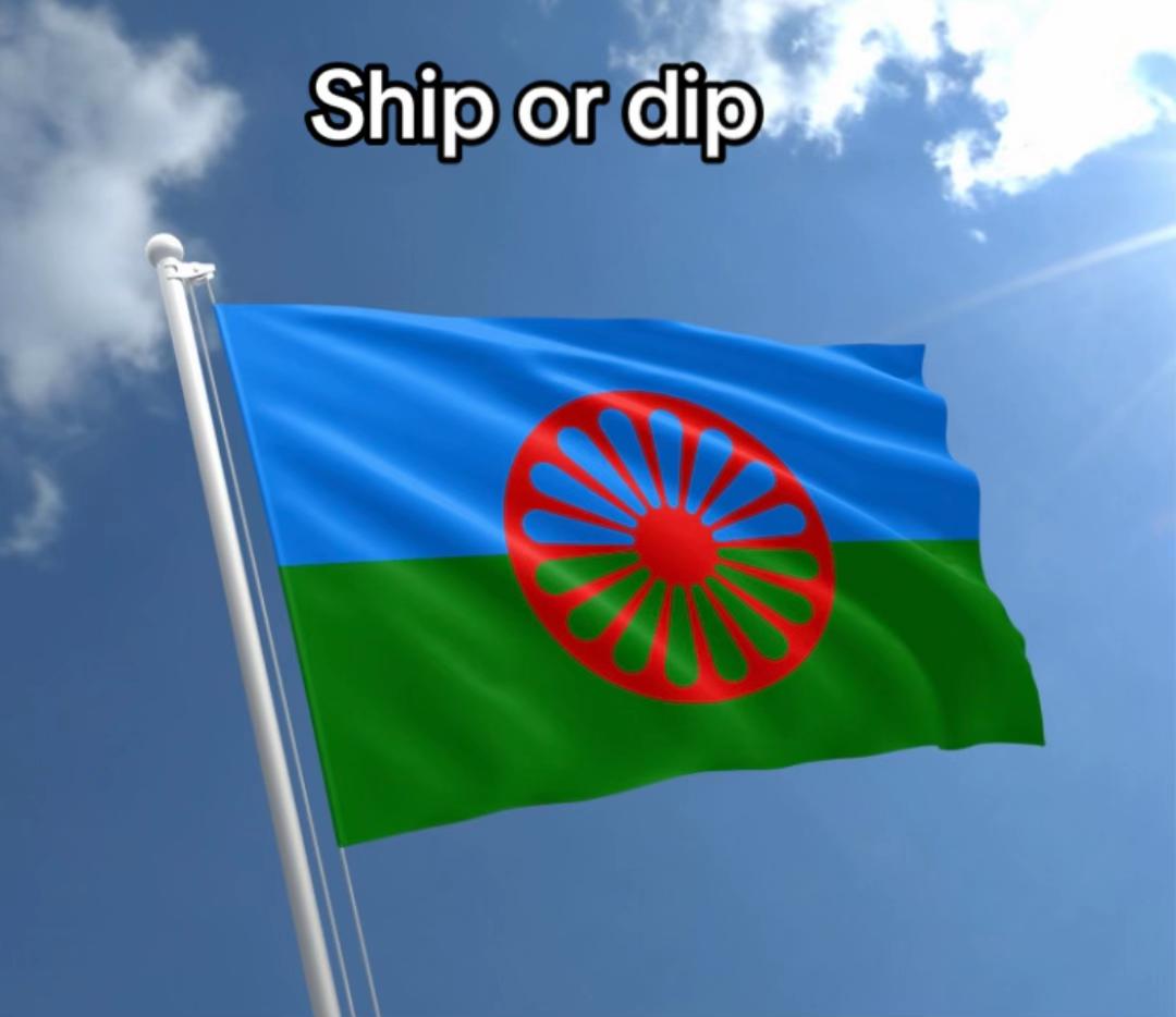 @Ship or dip😜
