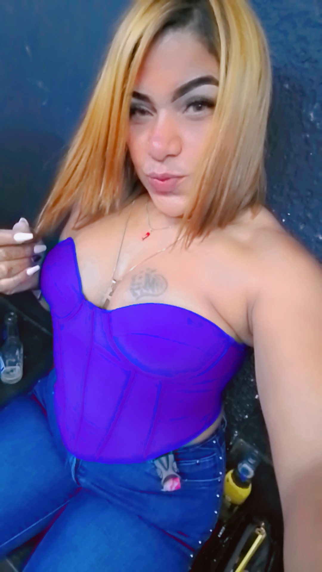 @La Negra  💜💚🫶✌️