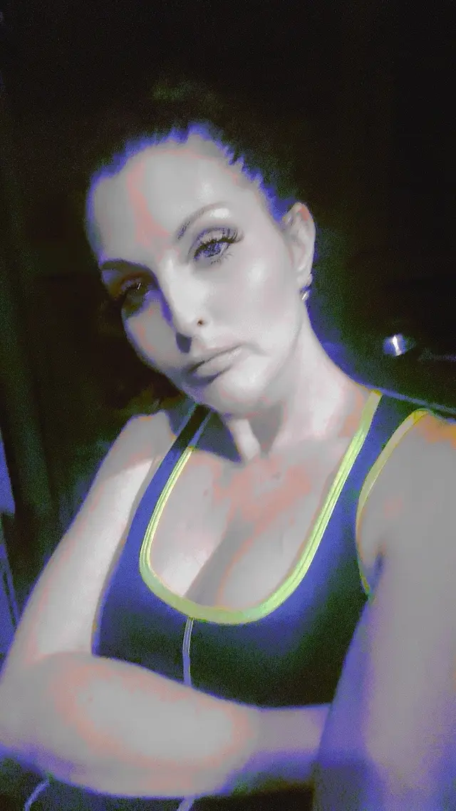 @NicolePaige87