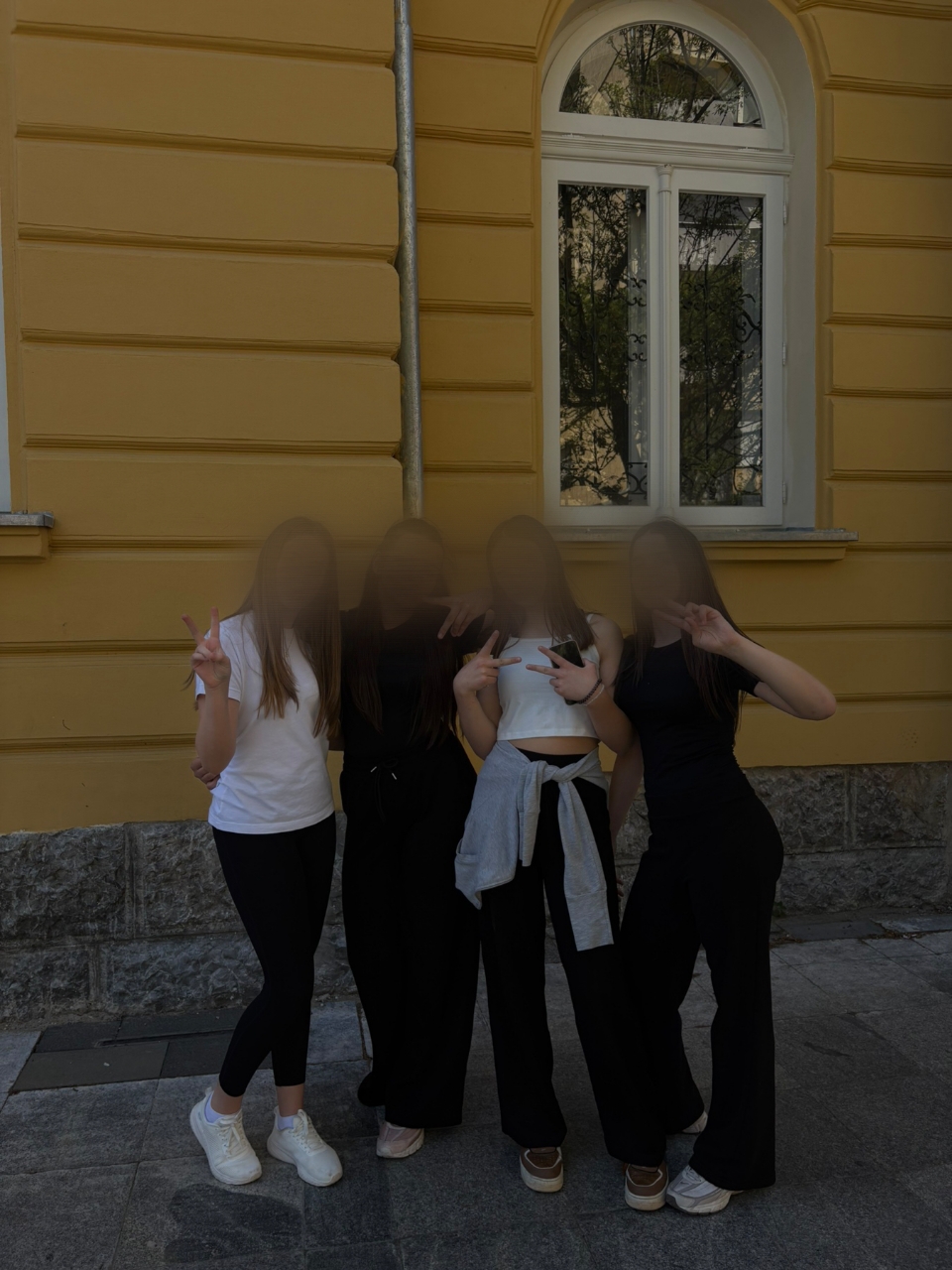 @елена?