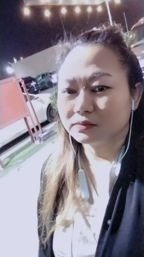@Queena