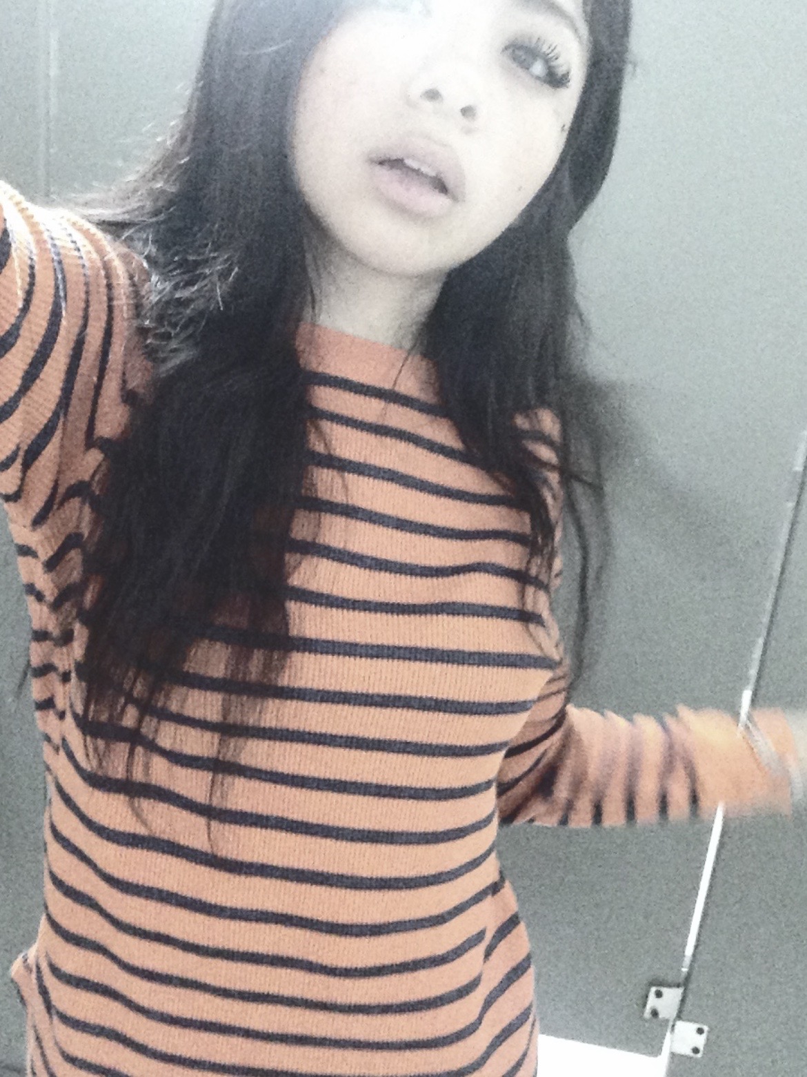 @nohugsnokisses