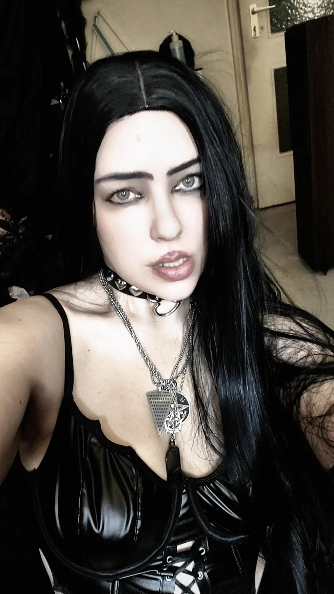 @NadineUniverse107