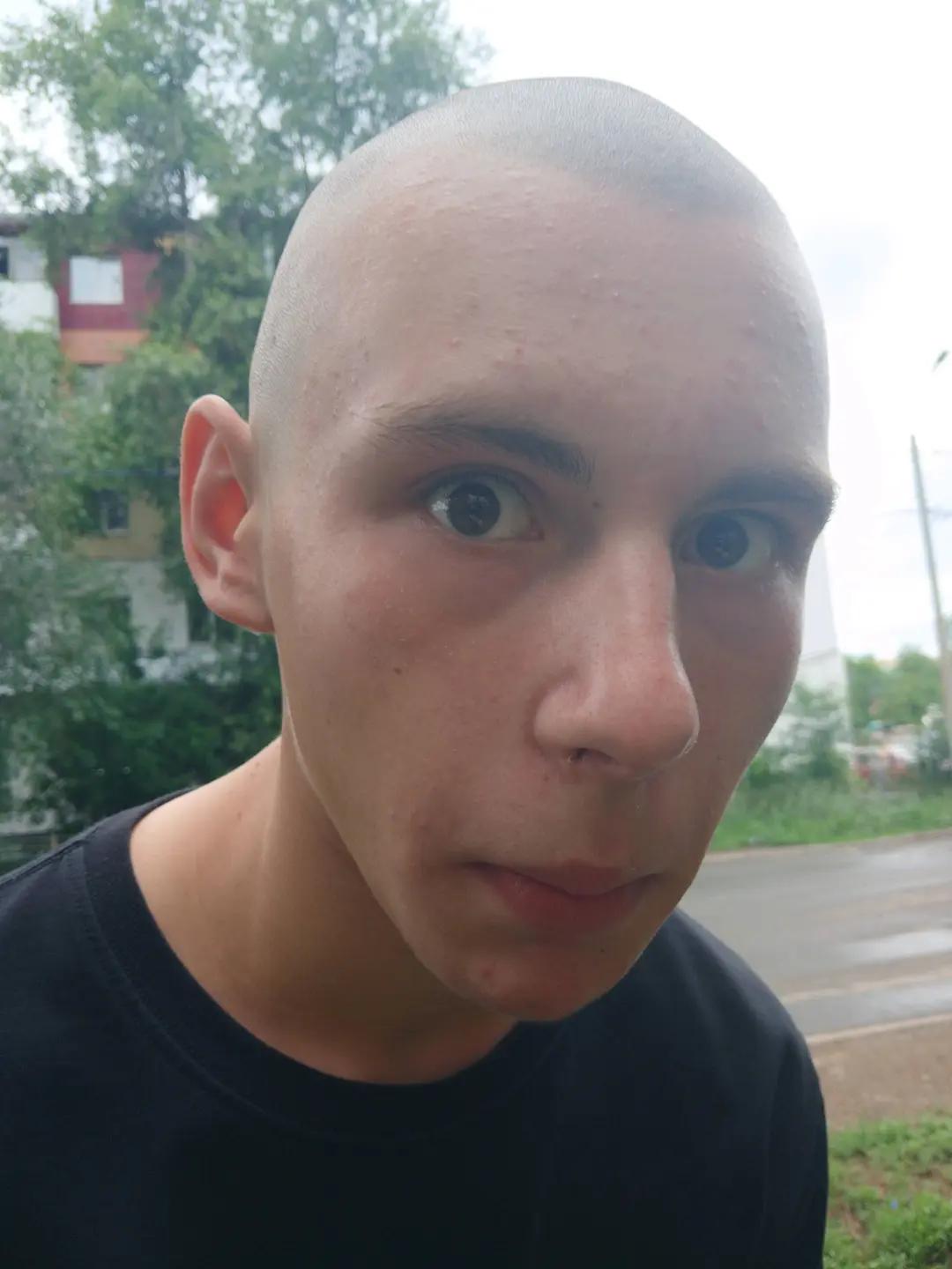 @🕸