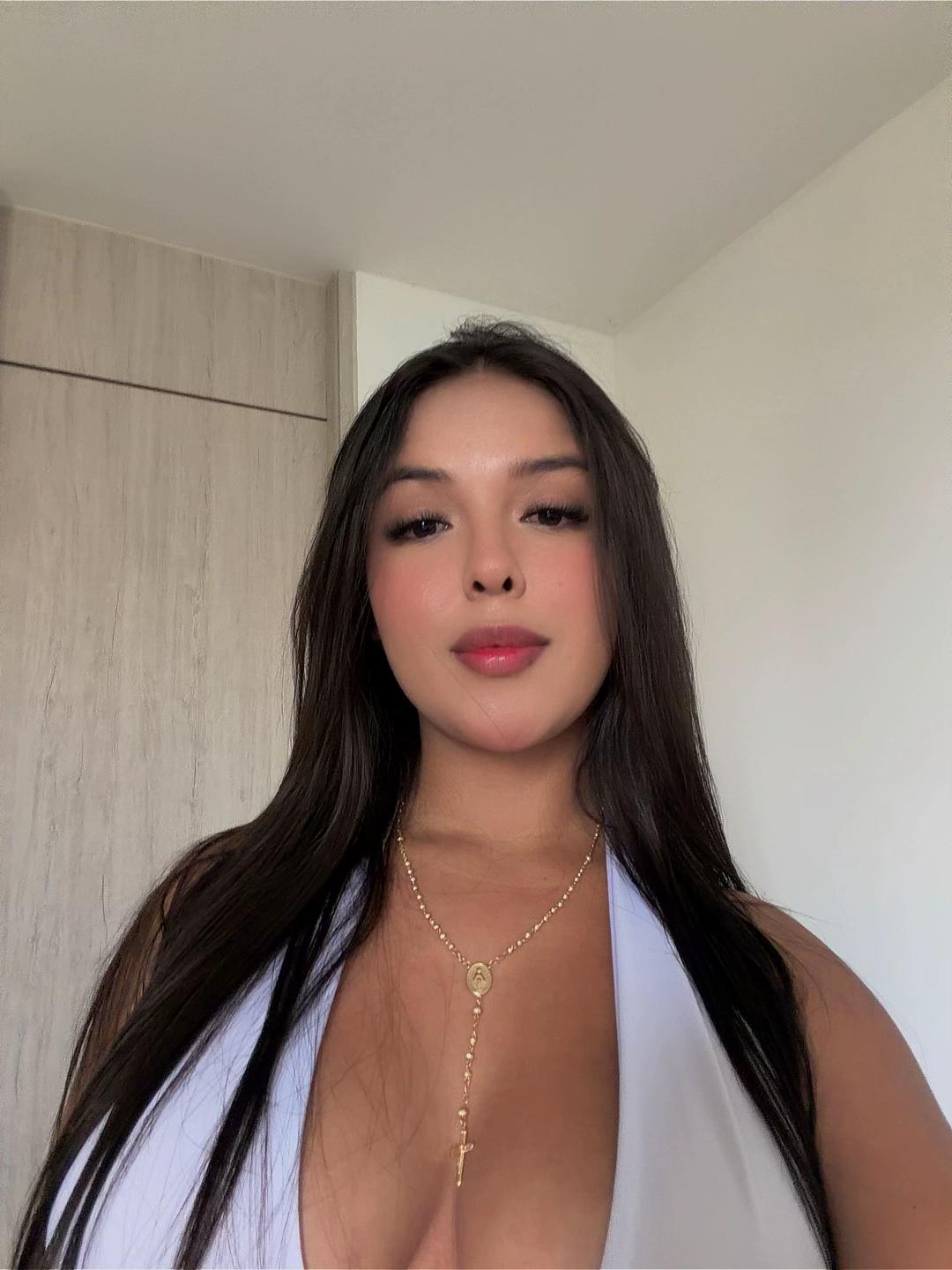 @🤍🤠DayanaLeon