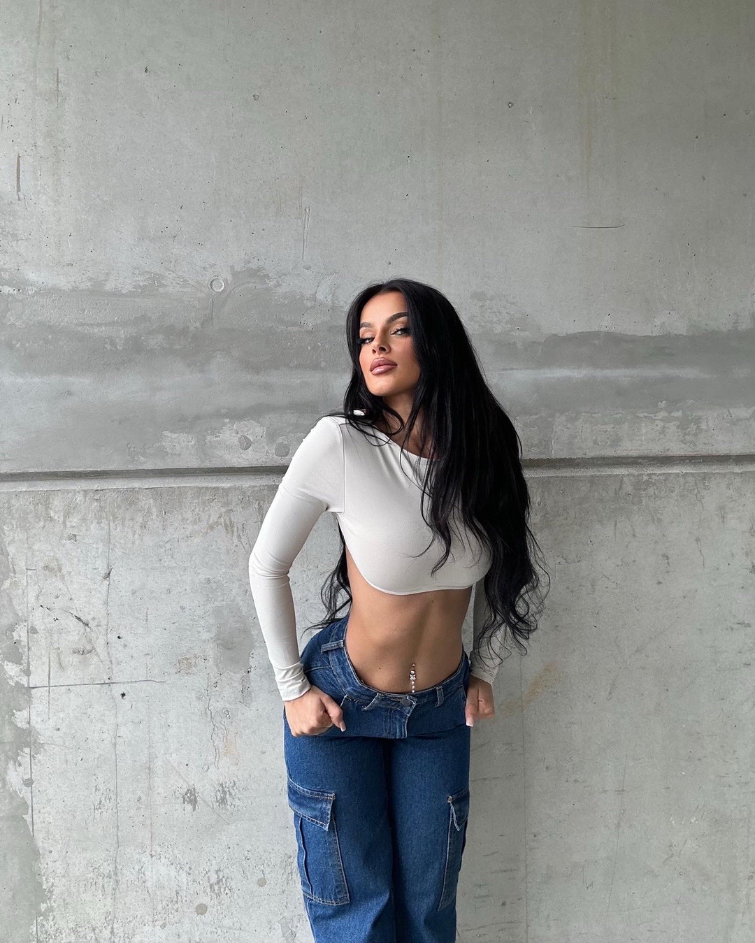 @Dona_Hoxhaa
