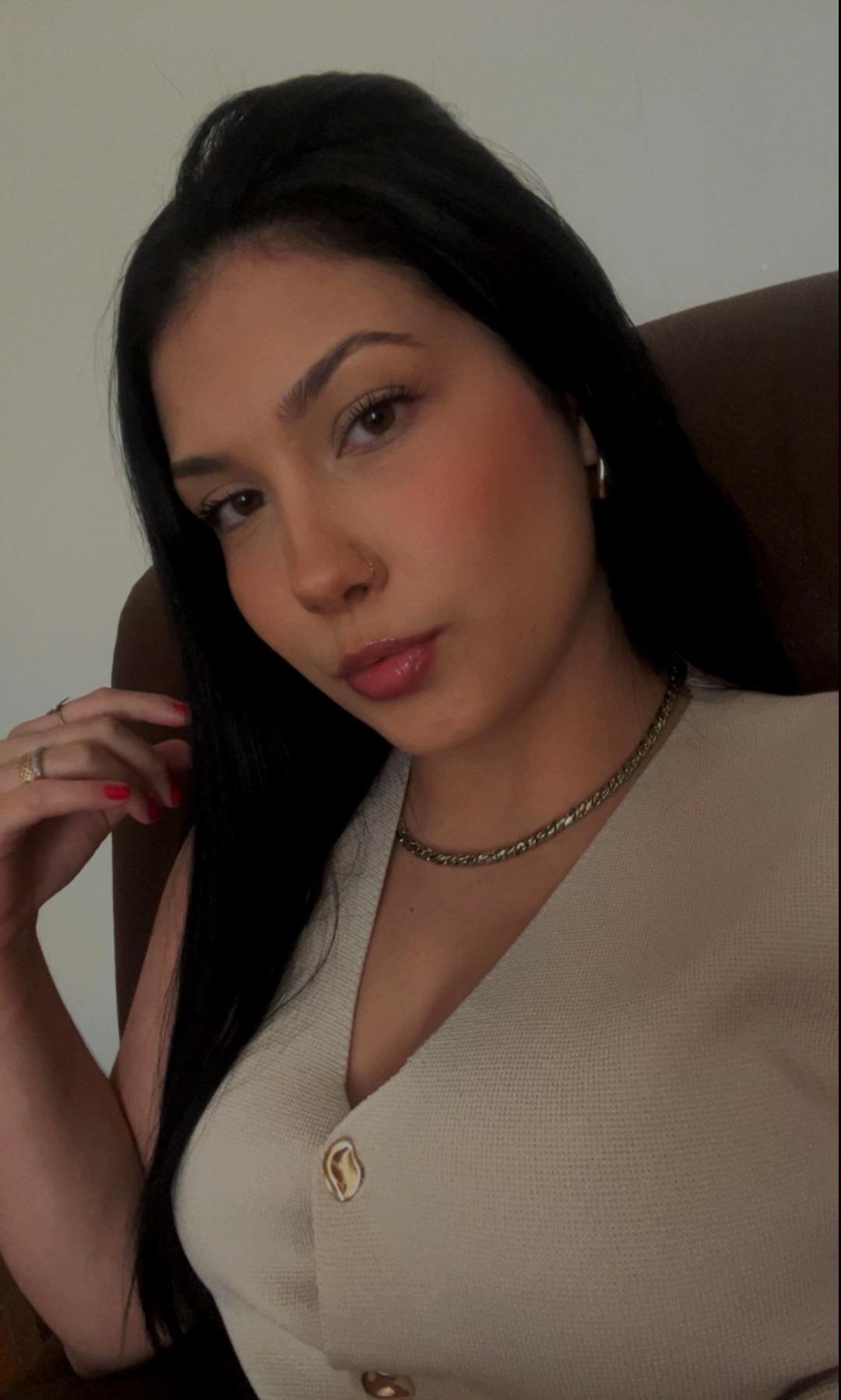 @Maria_@