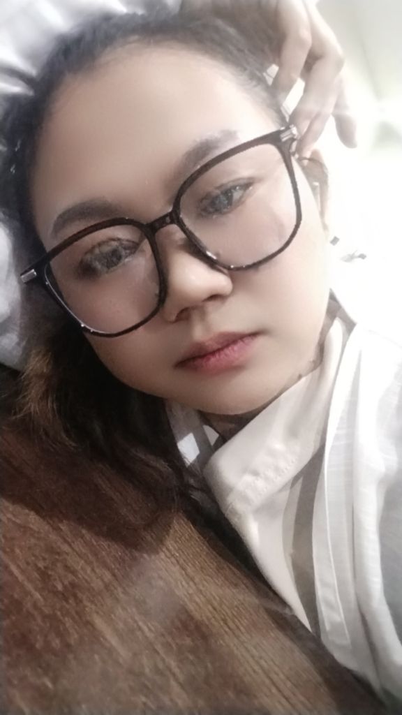 @Queena