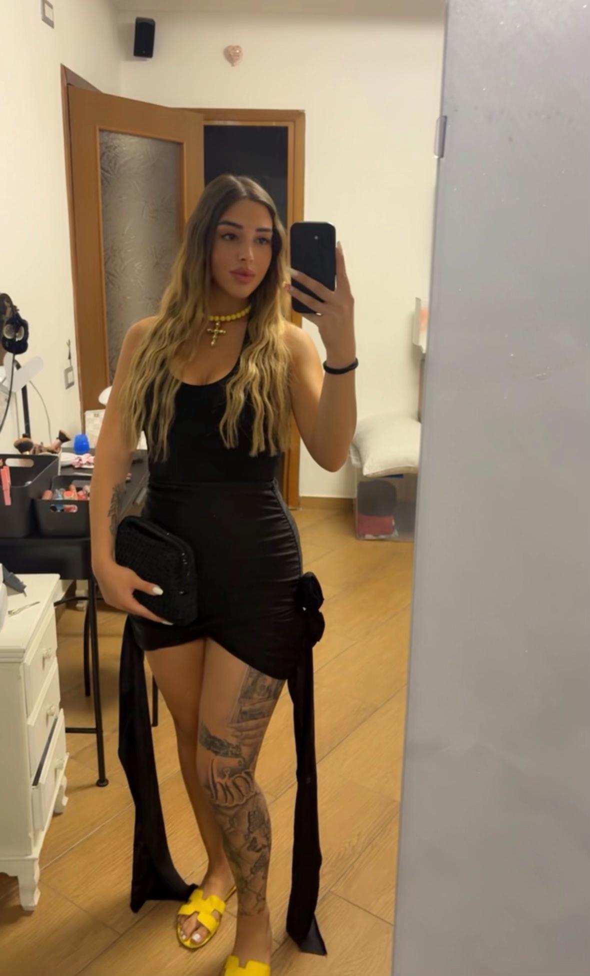 @K_M