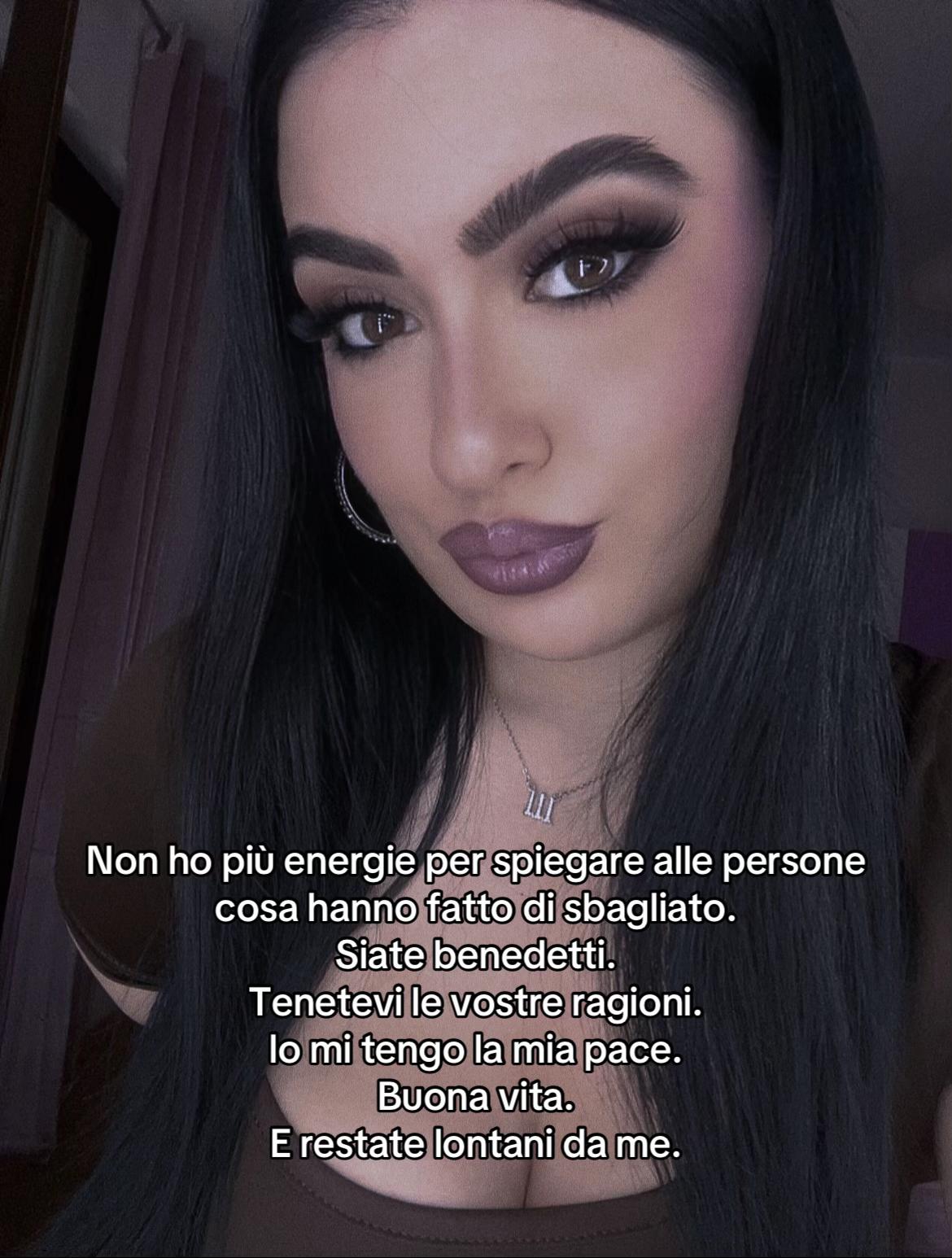 @𝓜𝓸𝓷𝓲𝓴𝓪🍓