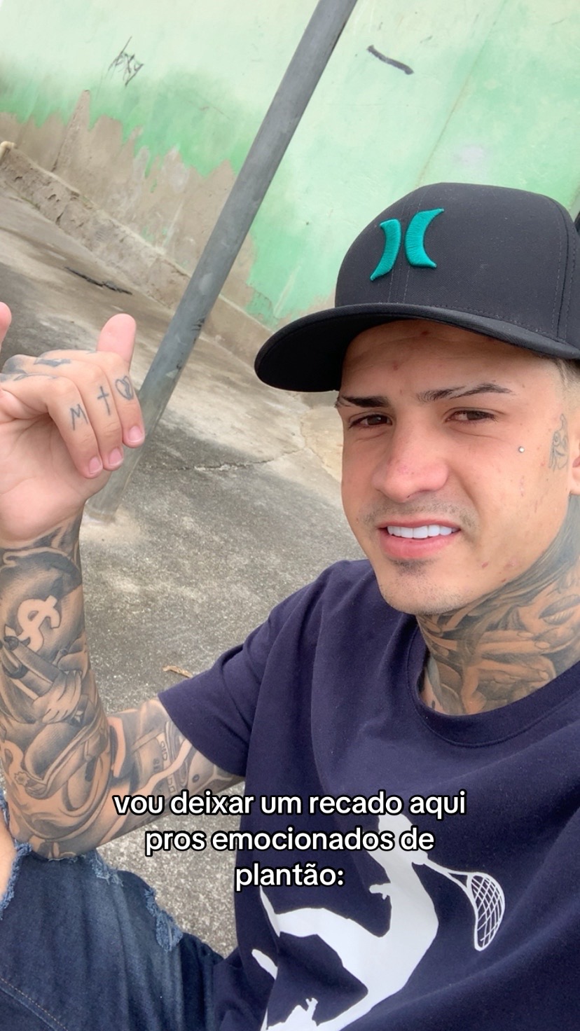 @cL
