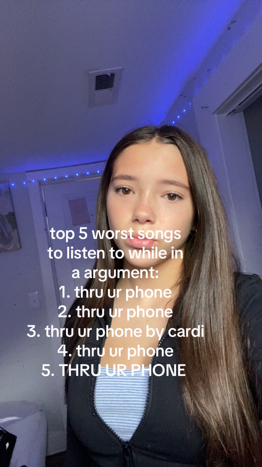@⃟