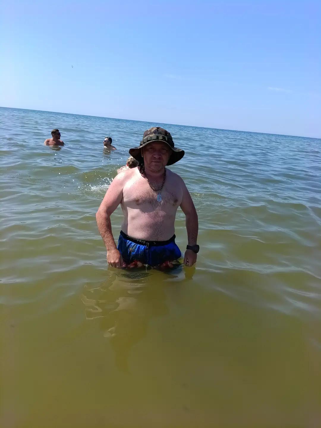 @TADAS BLINDA