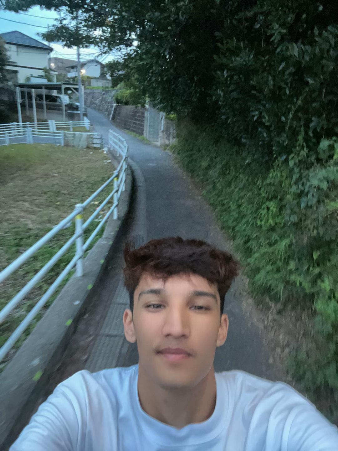 @Akash07🫨