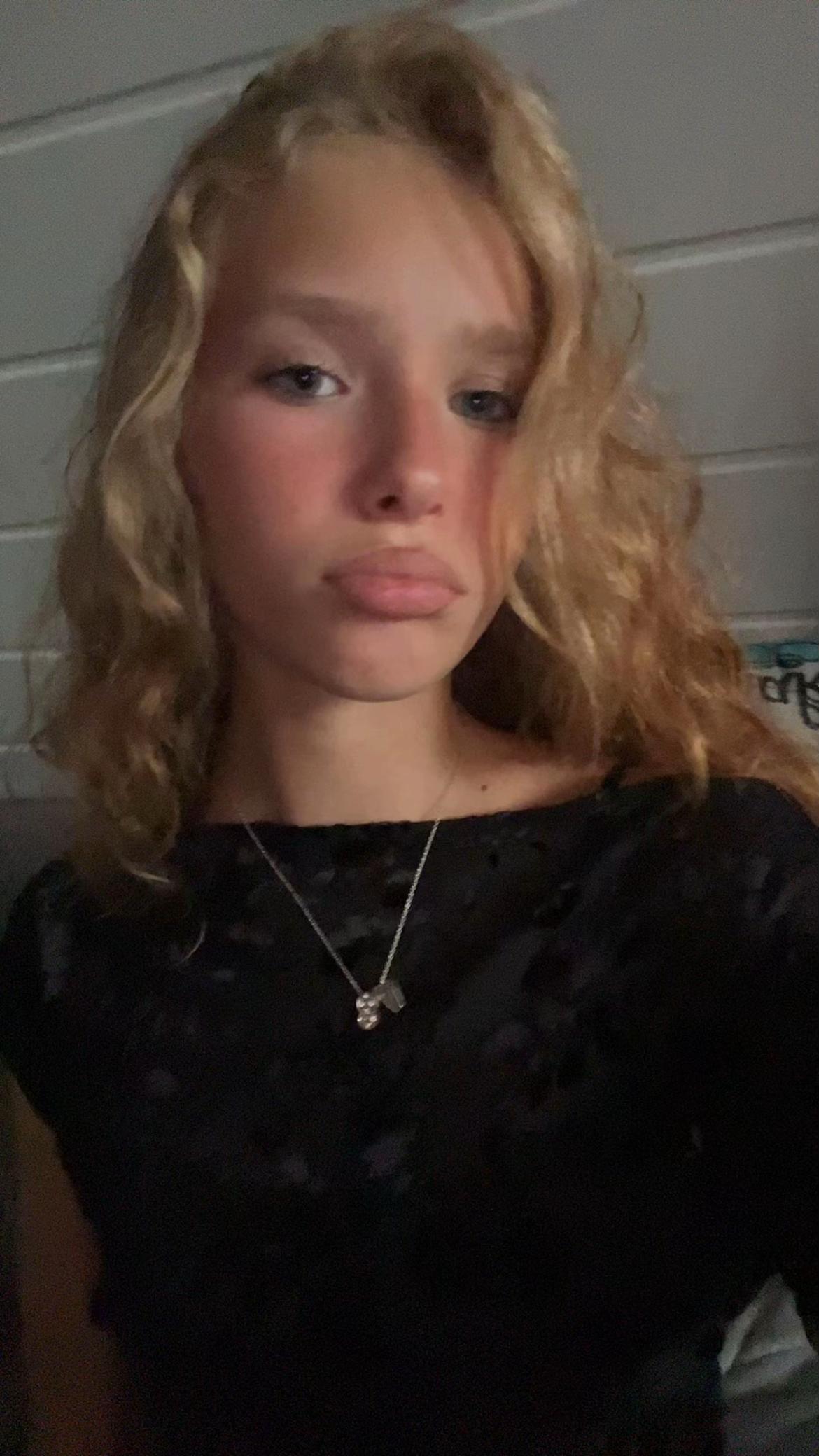 @𝑳𝑰𝐕𓆉