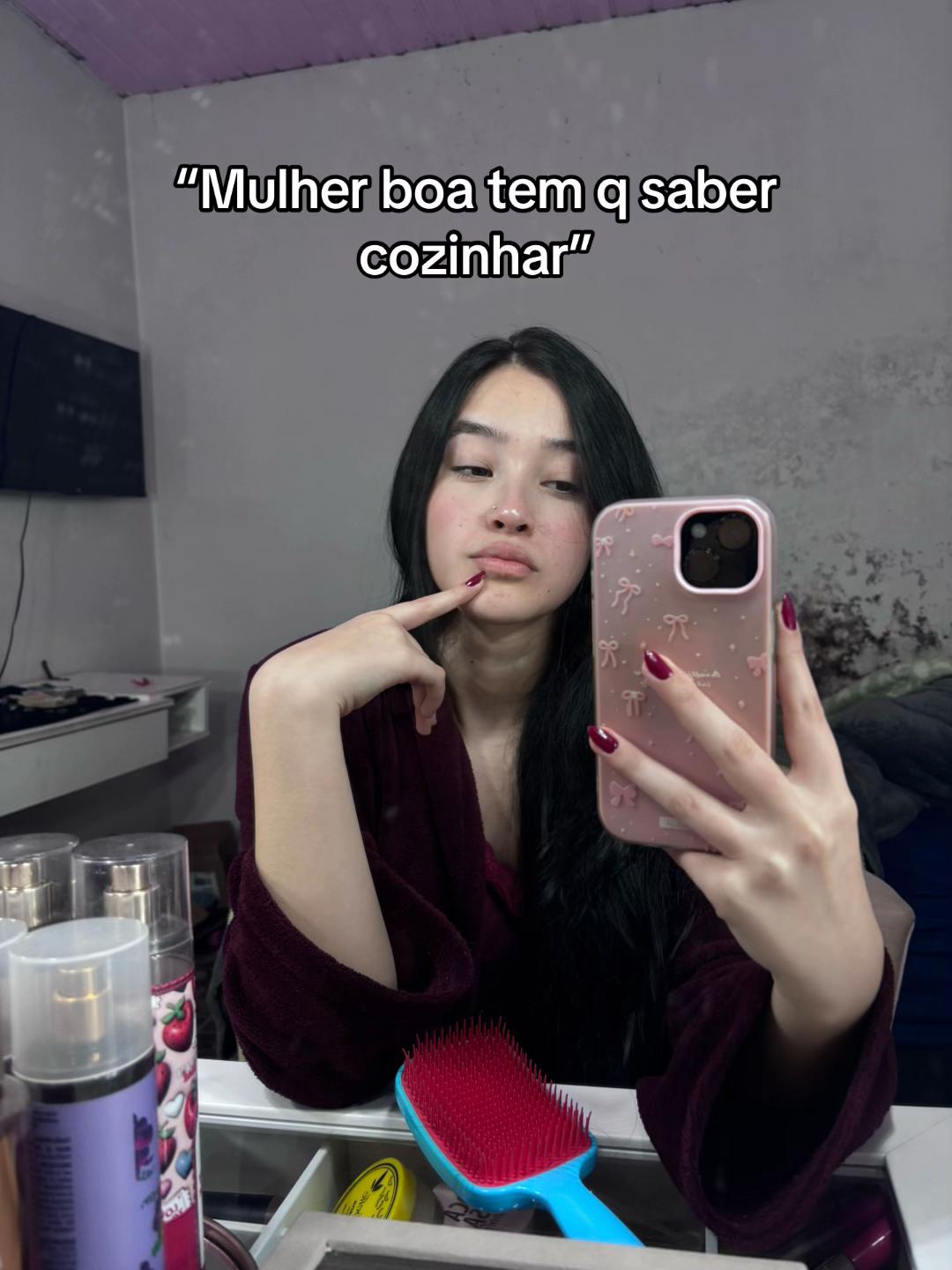 @Emy Revela 🂠 | Leituras ✧