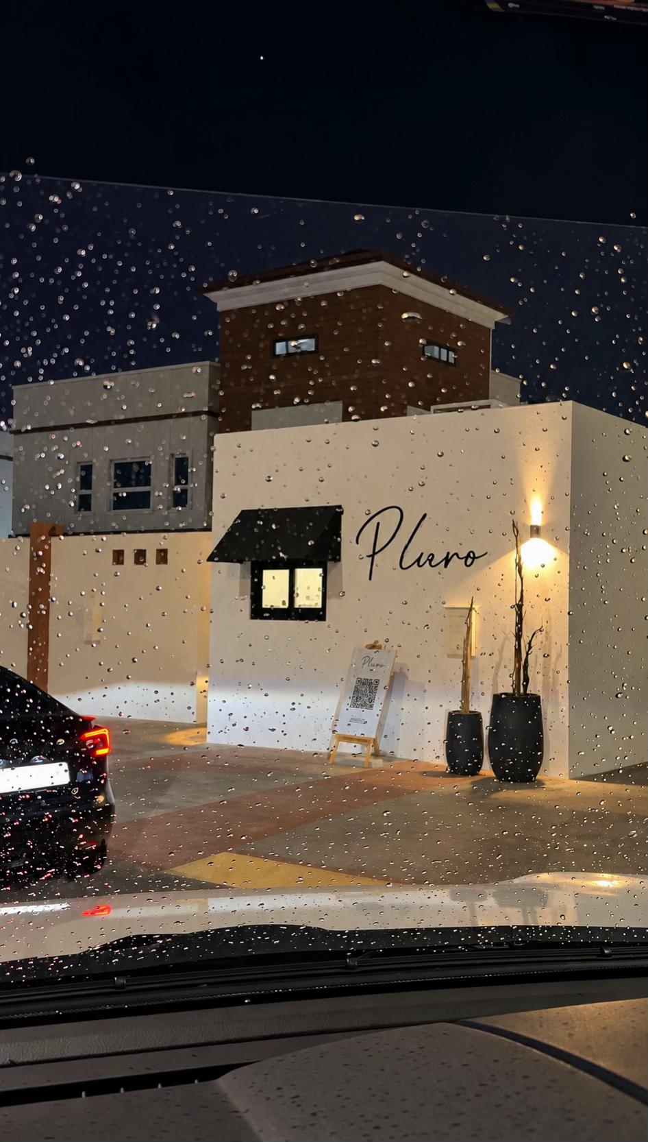 @pluro
