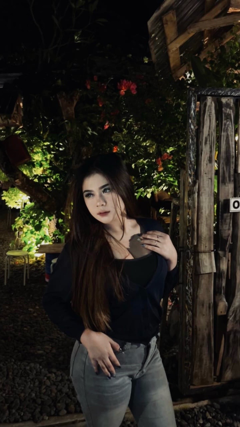 @dipoo