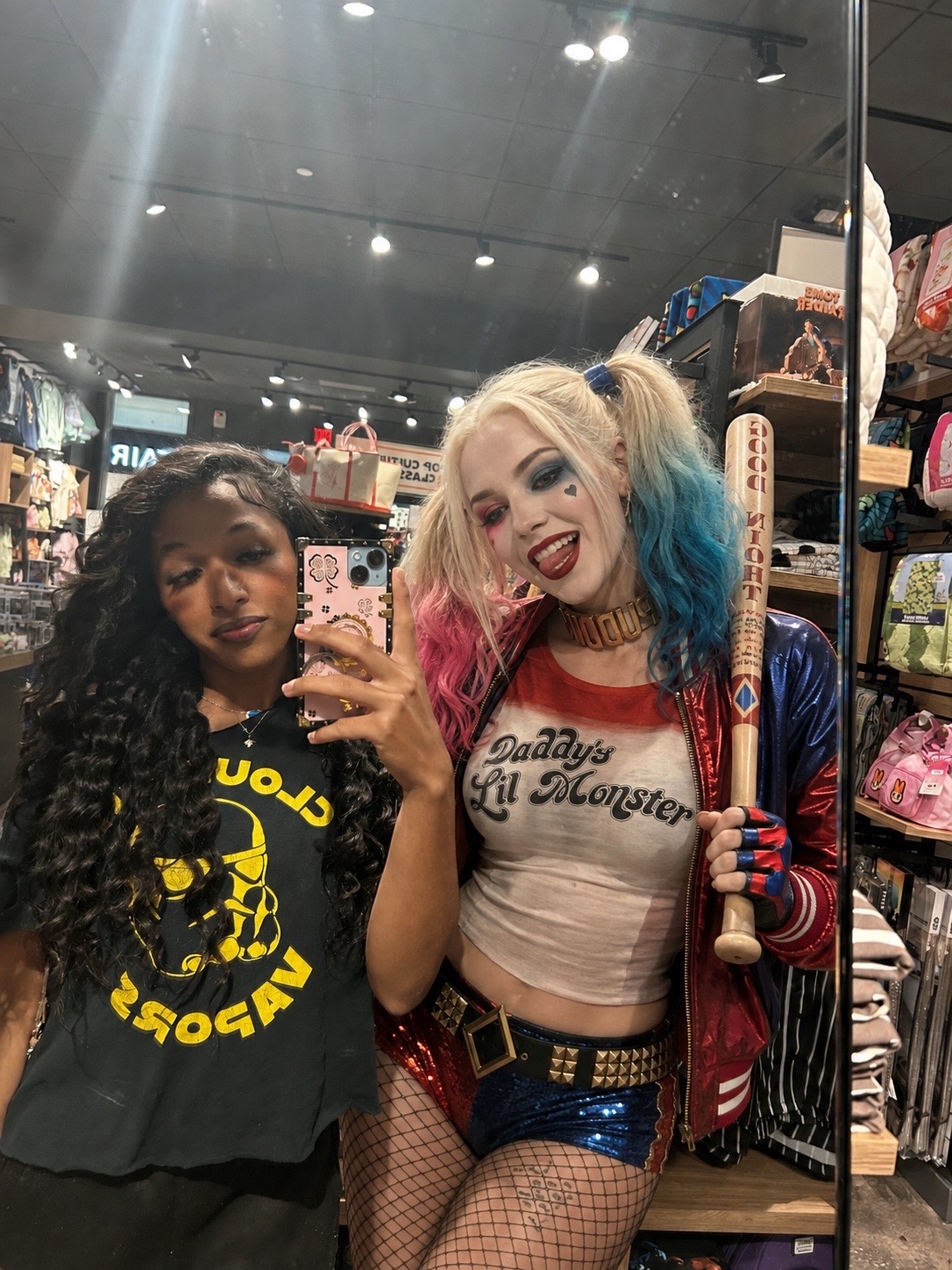 @Bella🥰