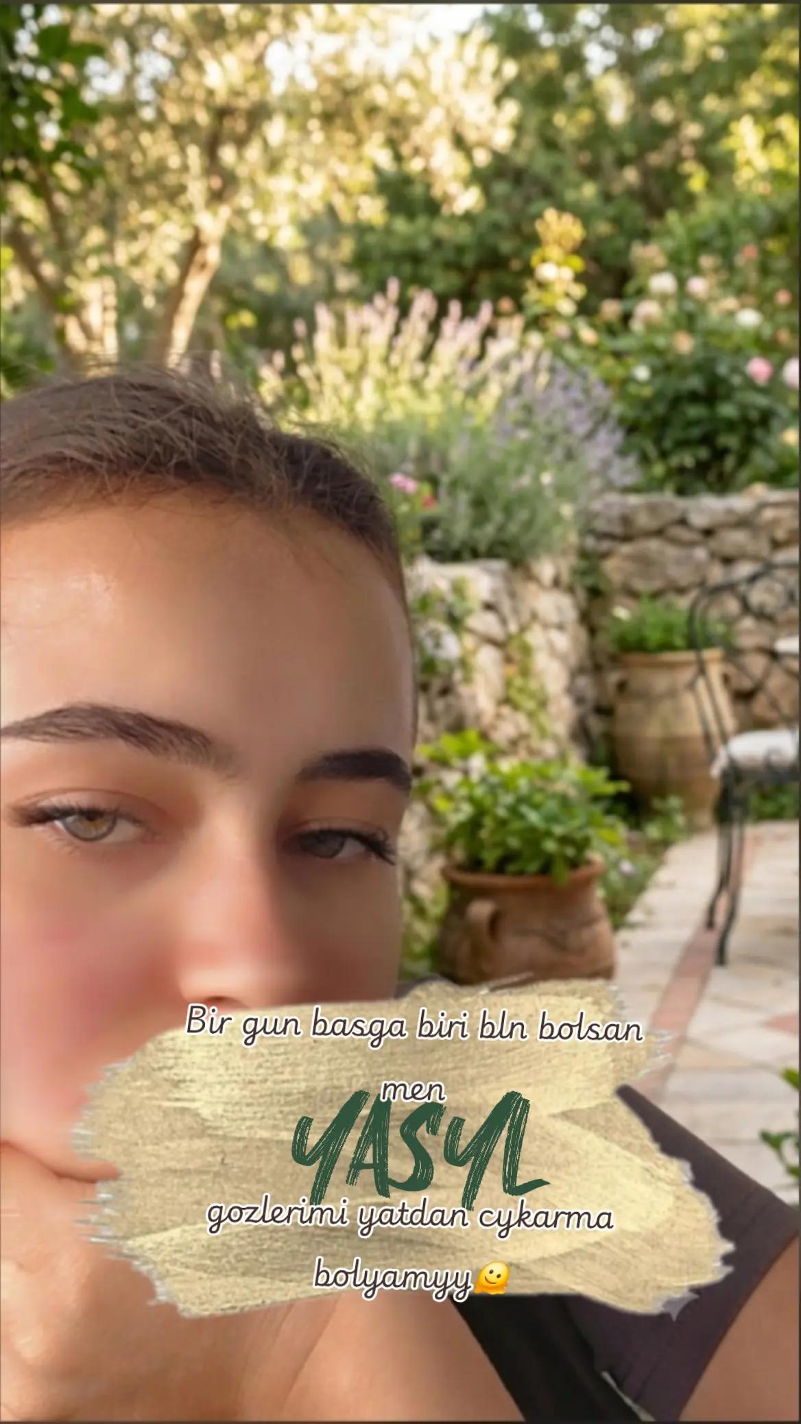 @𝐴𝑦𝑙𝑎𝑟🦩