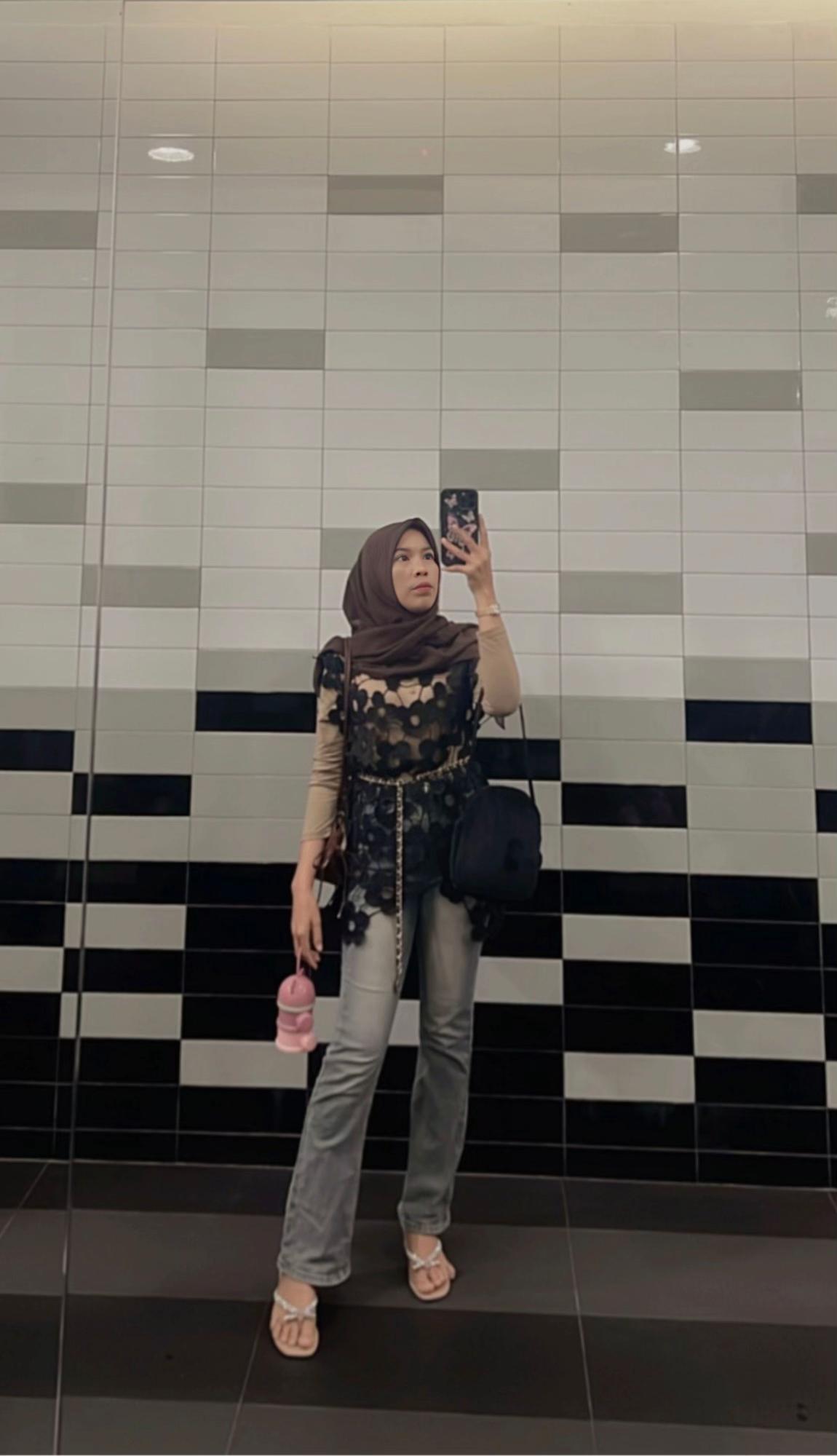 @Mawar🌹
