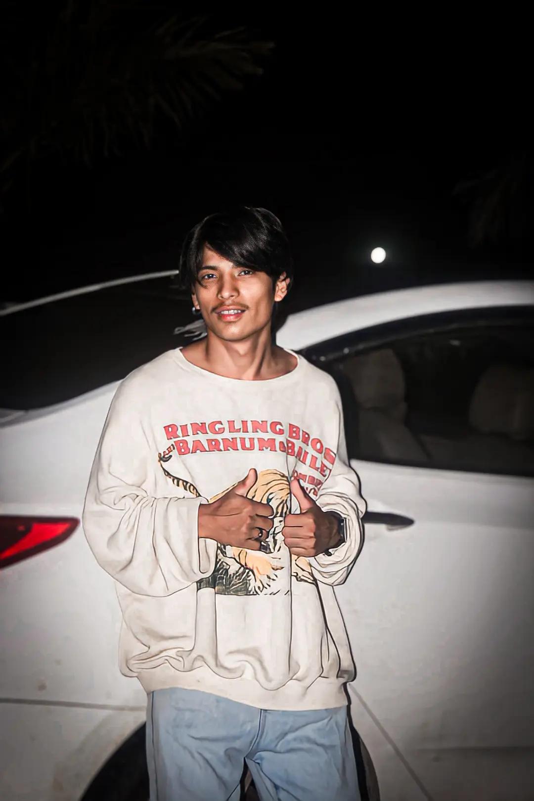 @🕊️बसन्त ठकुरी~💝